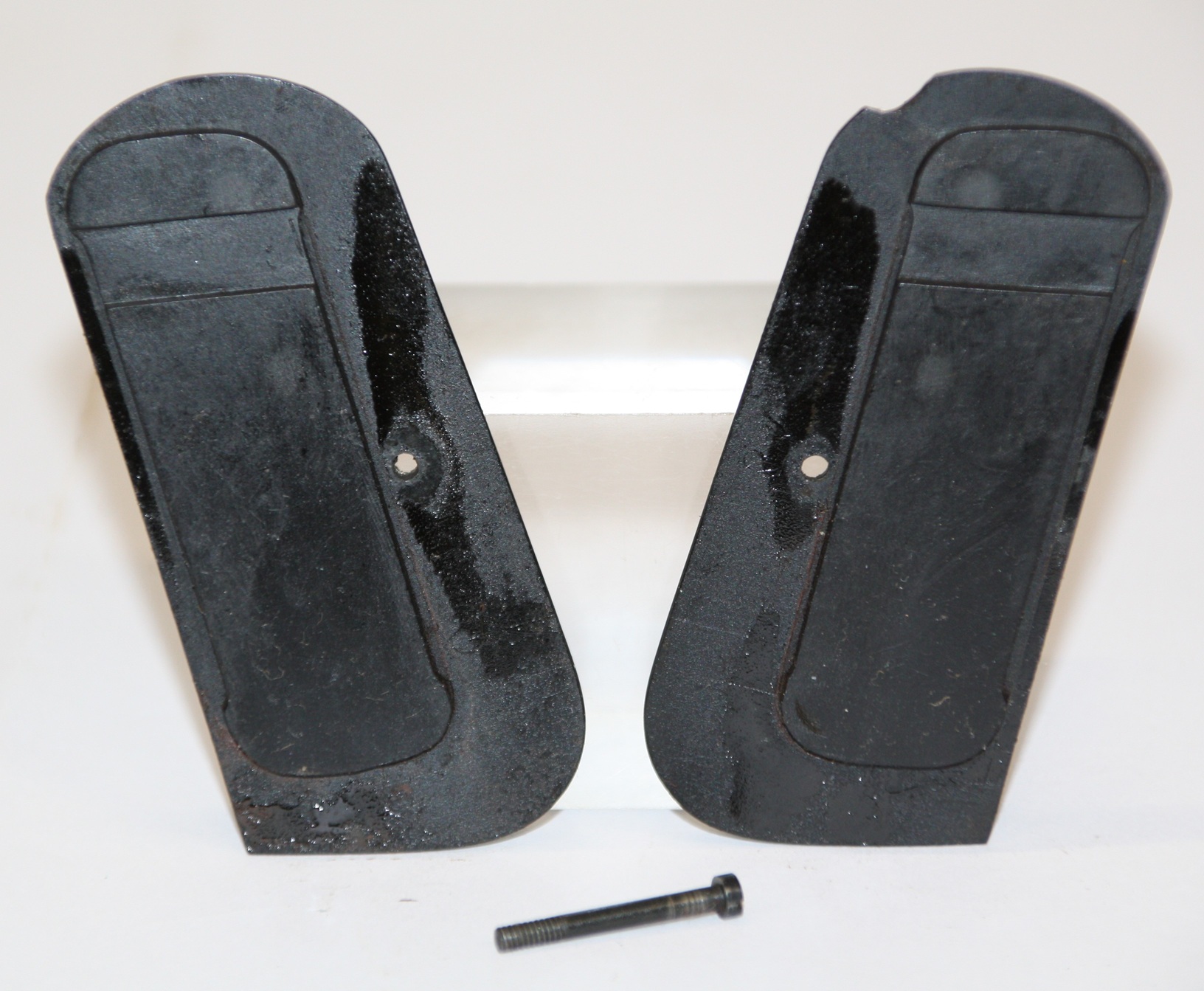 COLT 1903 .32ACP - Griffschalen – Bild 2