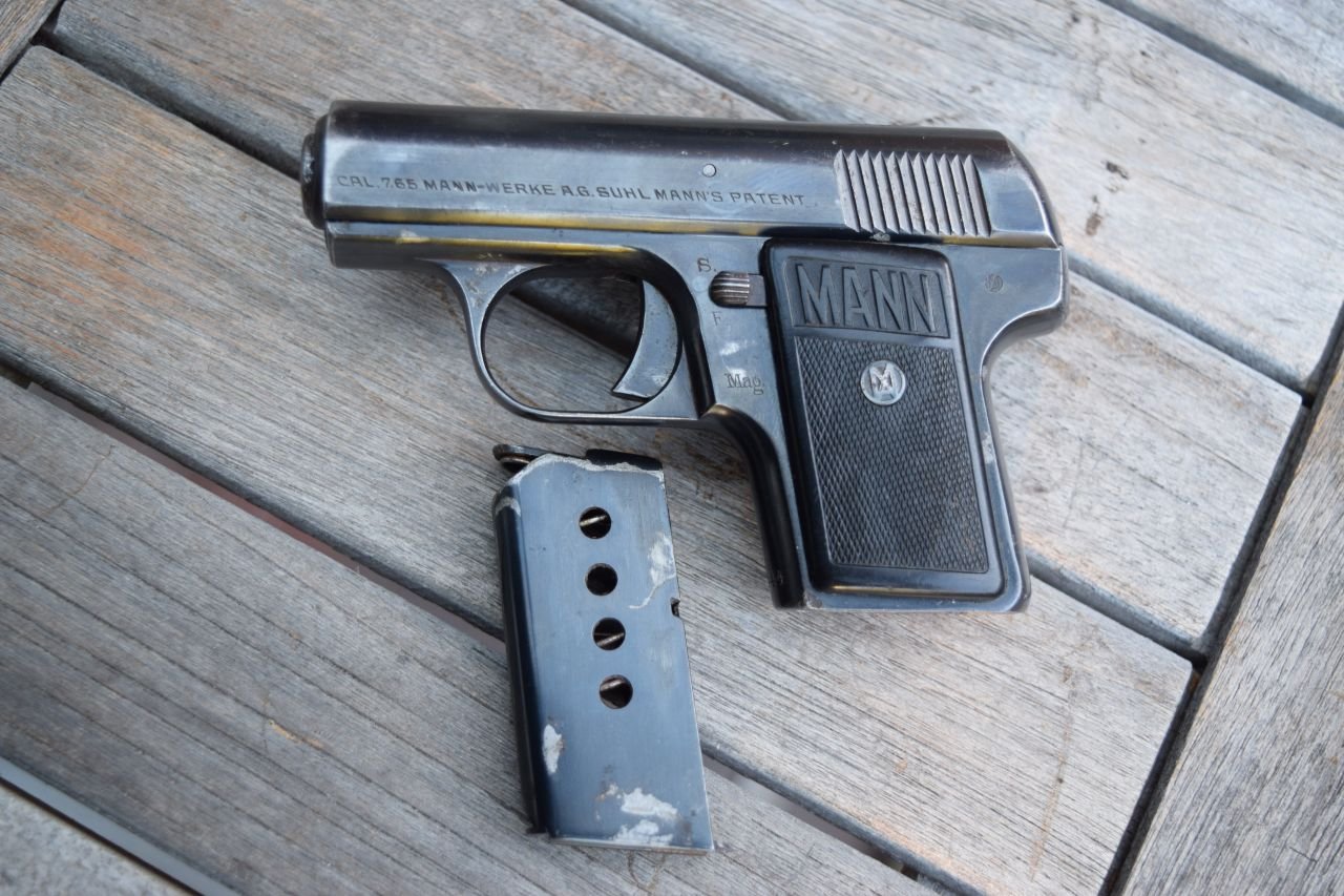 Deutschland MANN Selbstladepistole Modell 1924 Kal. 7,65 Sammlerwaffe – Bild 3