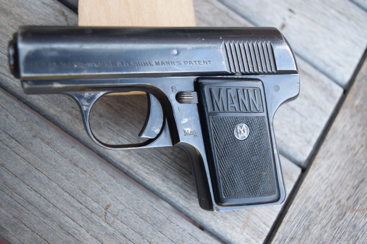 Deutschland MANN Selbstladepistole Modell 1924 Kal. 7,65 Sammlerwaffe – Bild 4