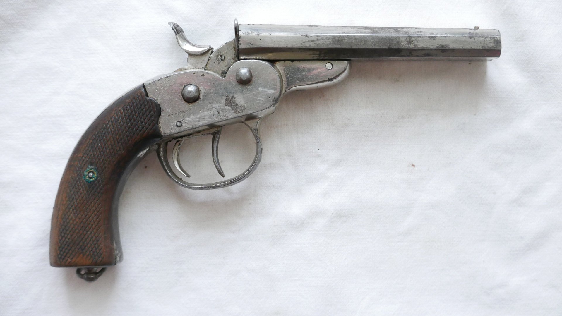 Doppelläufige Pistole ähnlich belg. Gendarmeriepistole Kal. 44 Russian – Bild 3