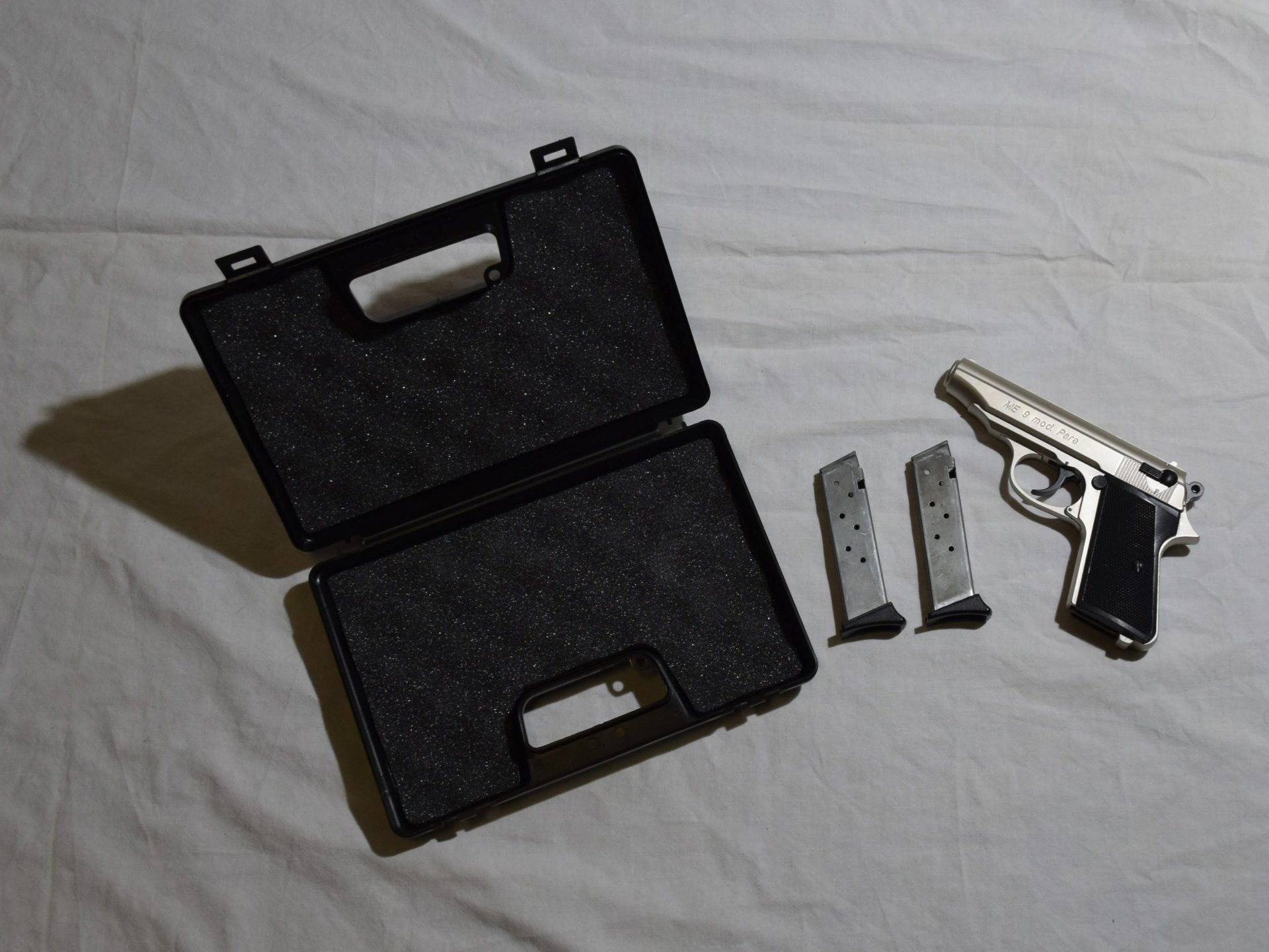 ME 9 mod. Para Vernickelt Cal. 9mm P.A.K. – Bild 1