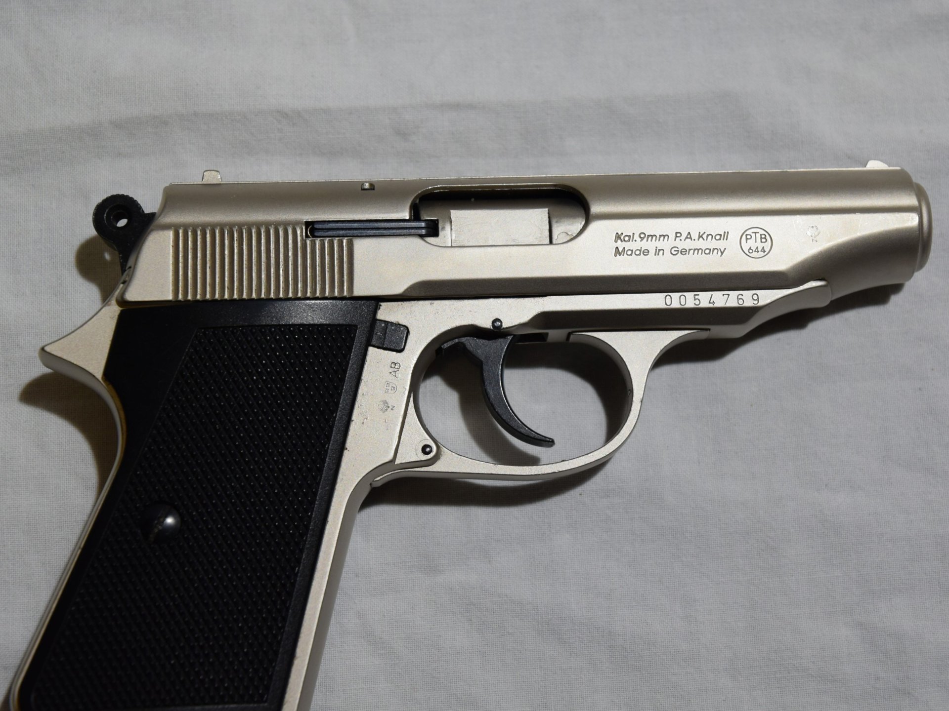 ME 9 mod. Para Vernickelt Cal. 9mm P.A.K. – Bild 5