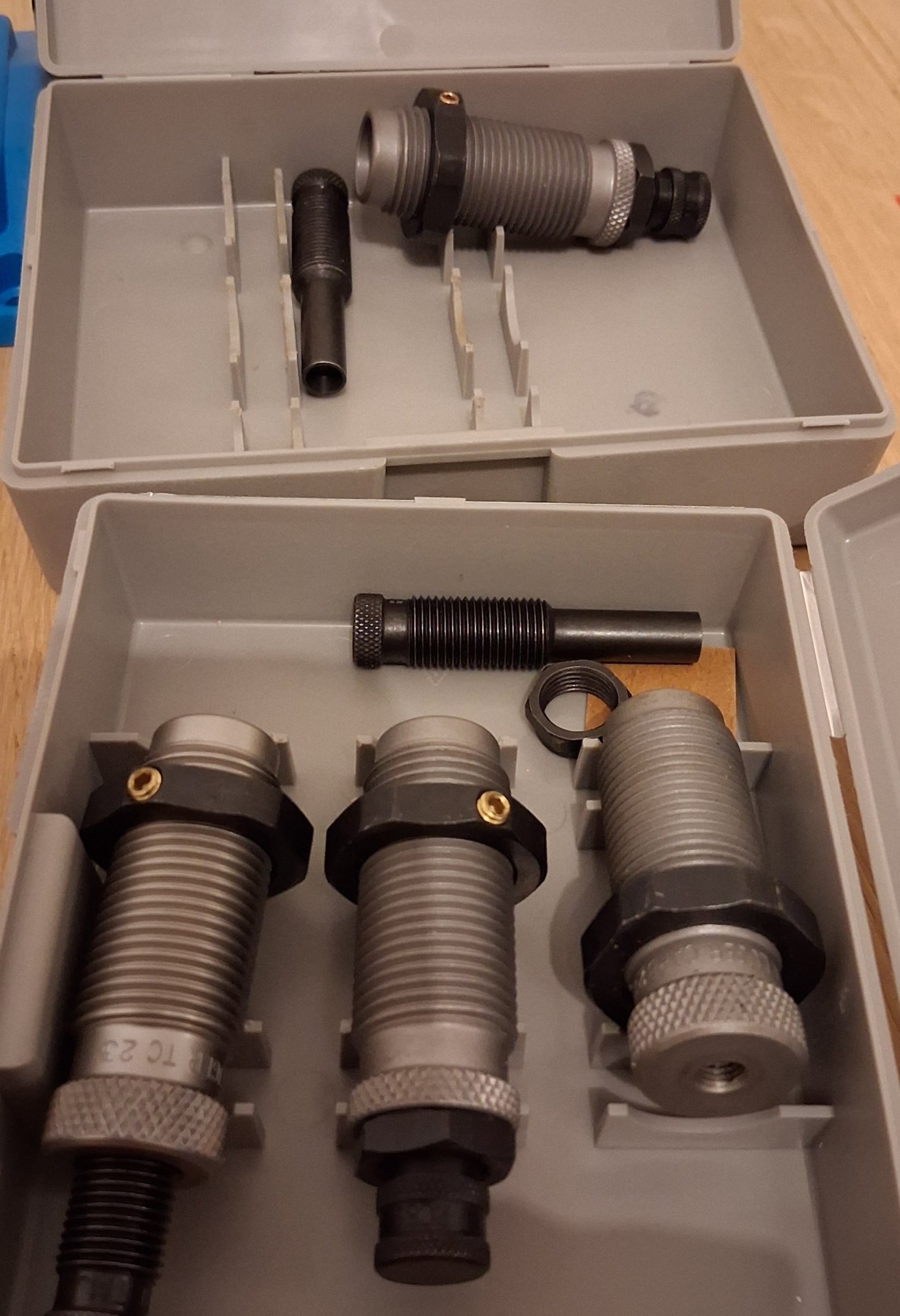 Dillon Conversion Kit 9mm mit Zubehör – Bild 4