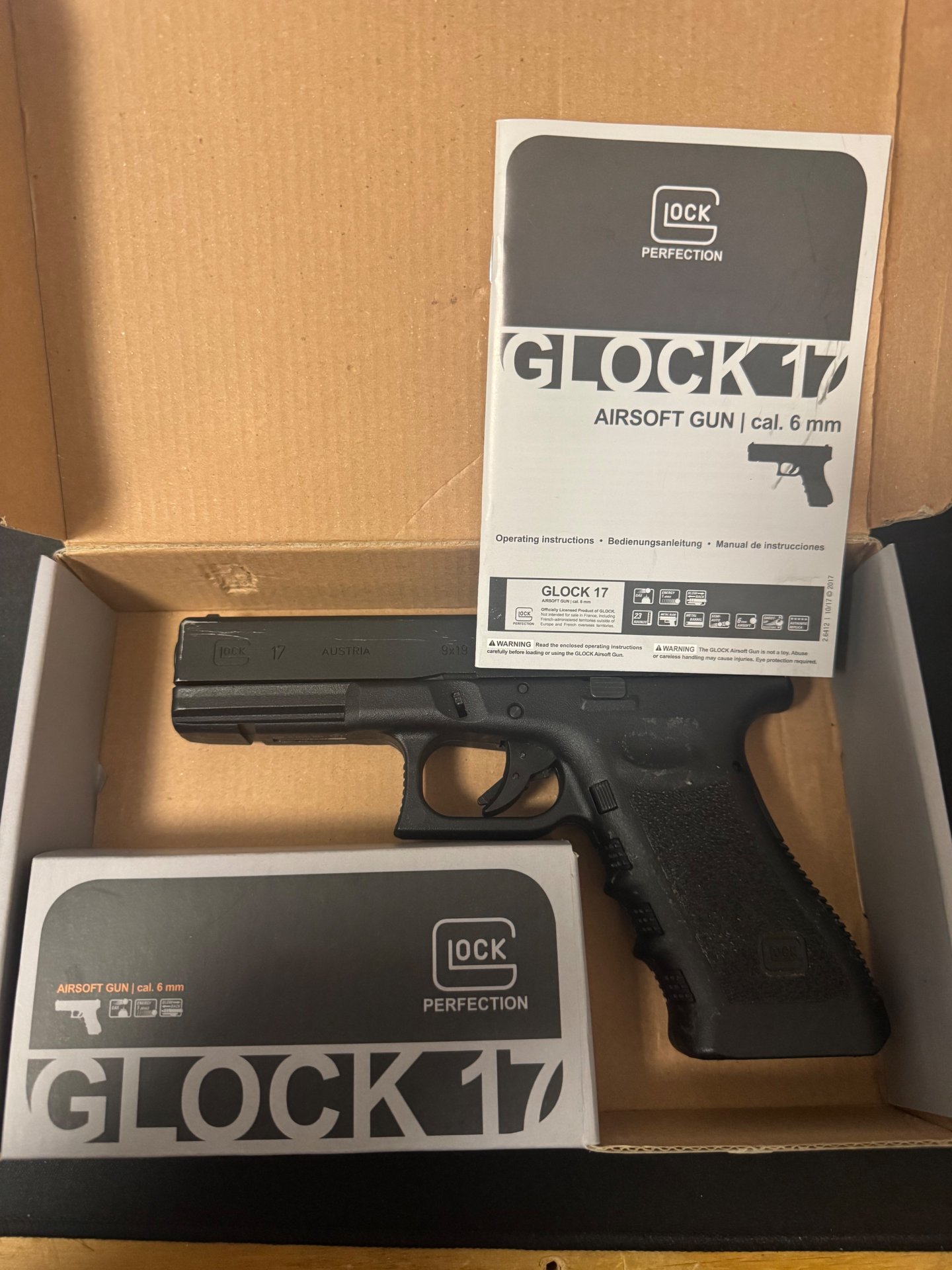 Glock 17 Softairpistole im Kaliber 6 mm – Bild 1
