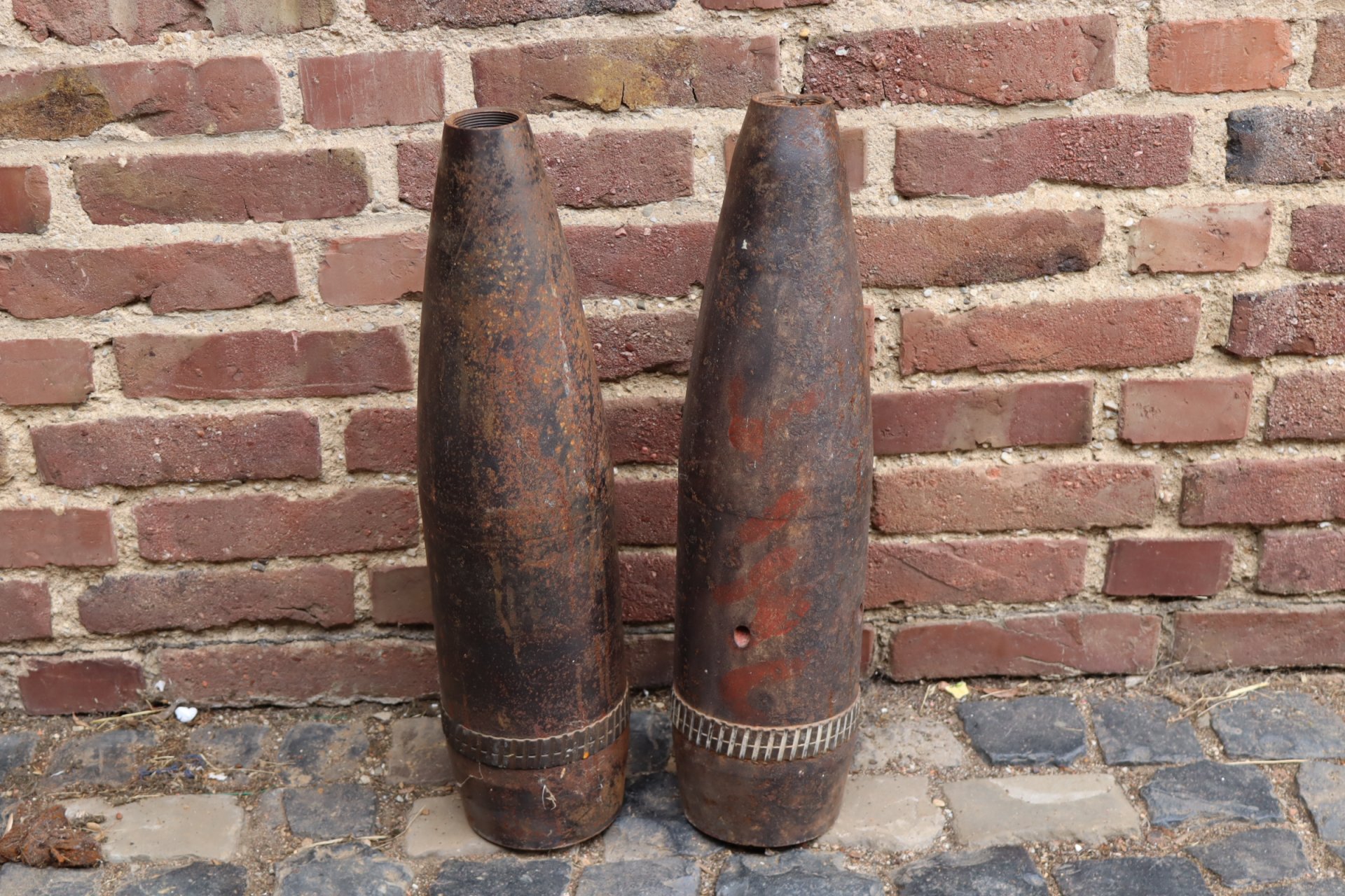 2x US/Nato 155mm Granaten – Bild 1