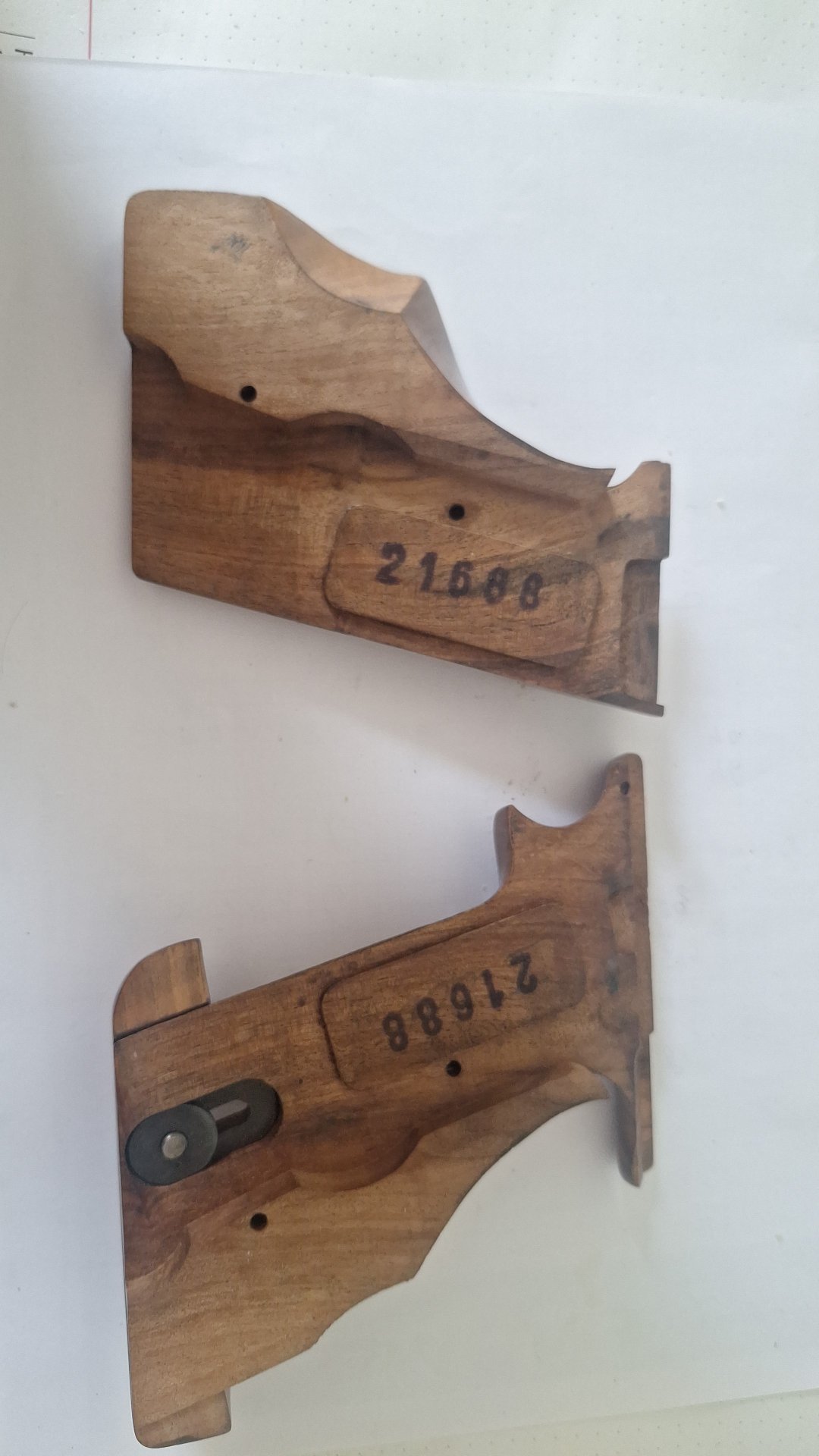 Hämmerli Griffschalen für Modell 215 – Bild 2