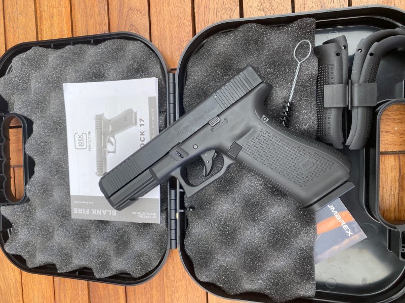 Glock 17 Gen.5 BLK First Edition 9mm PAK – Bild 2