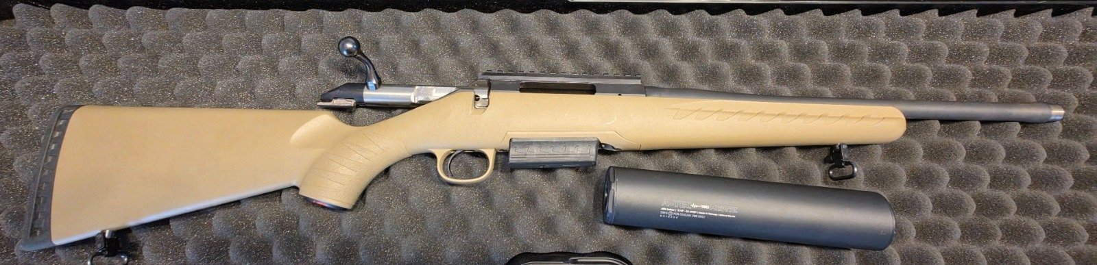 Ruger American Rifle Ranch .450 Bushmaster inkl. A-Tec Hertz 150 Schalldämpfer – Bild 2