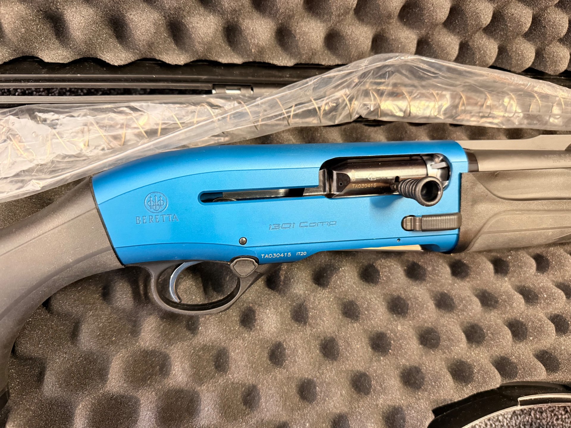 Beretta 1301 Competition Pro ( blau mit langen Magazinrohr ) im orig. Koffer – Bild 2