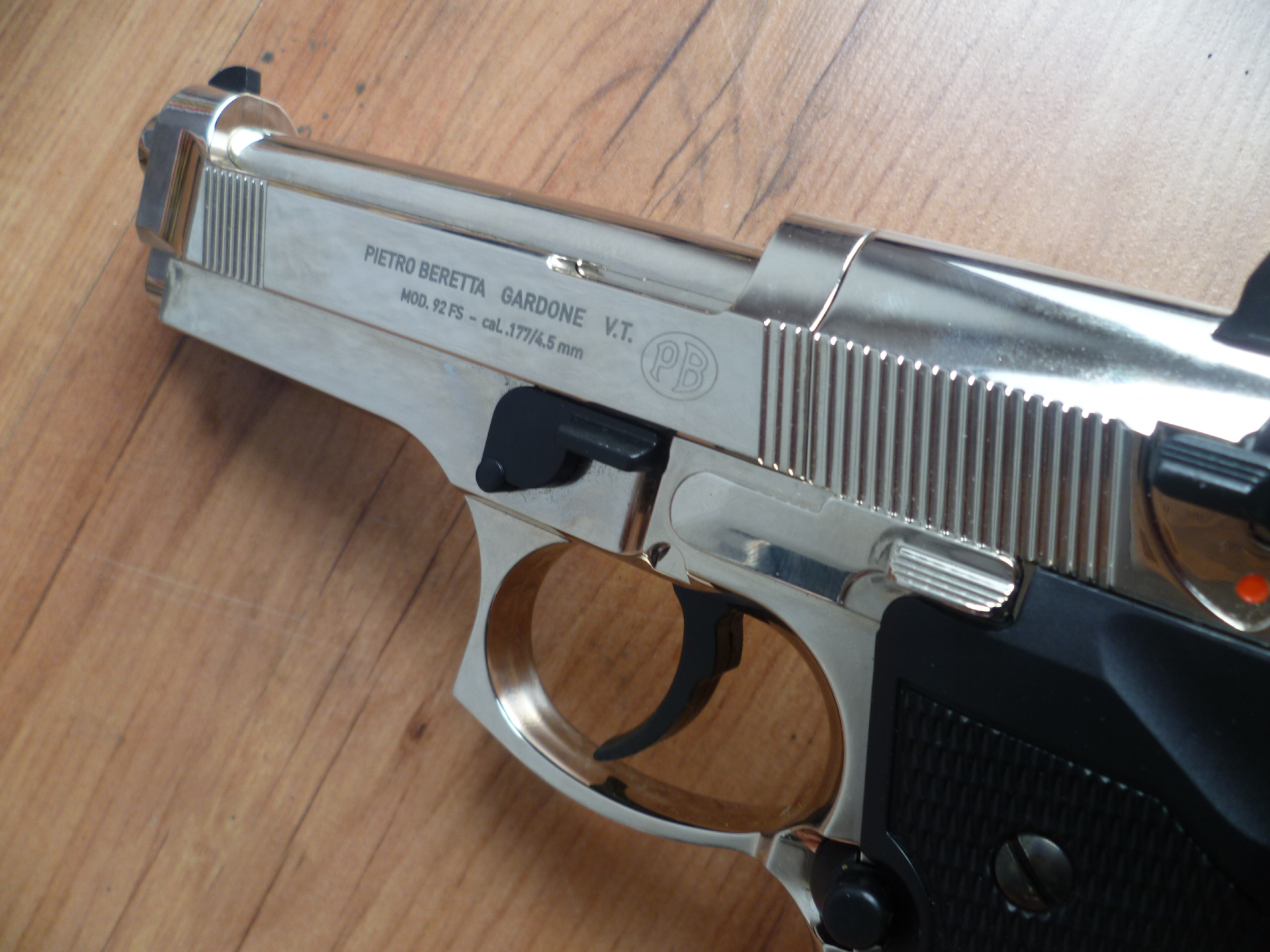 CO2-Luftpistole Beretta 92 FS 4,5mm Diabolo – Bild 5