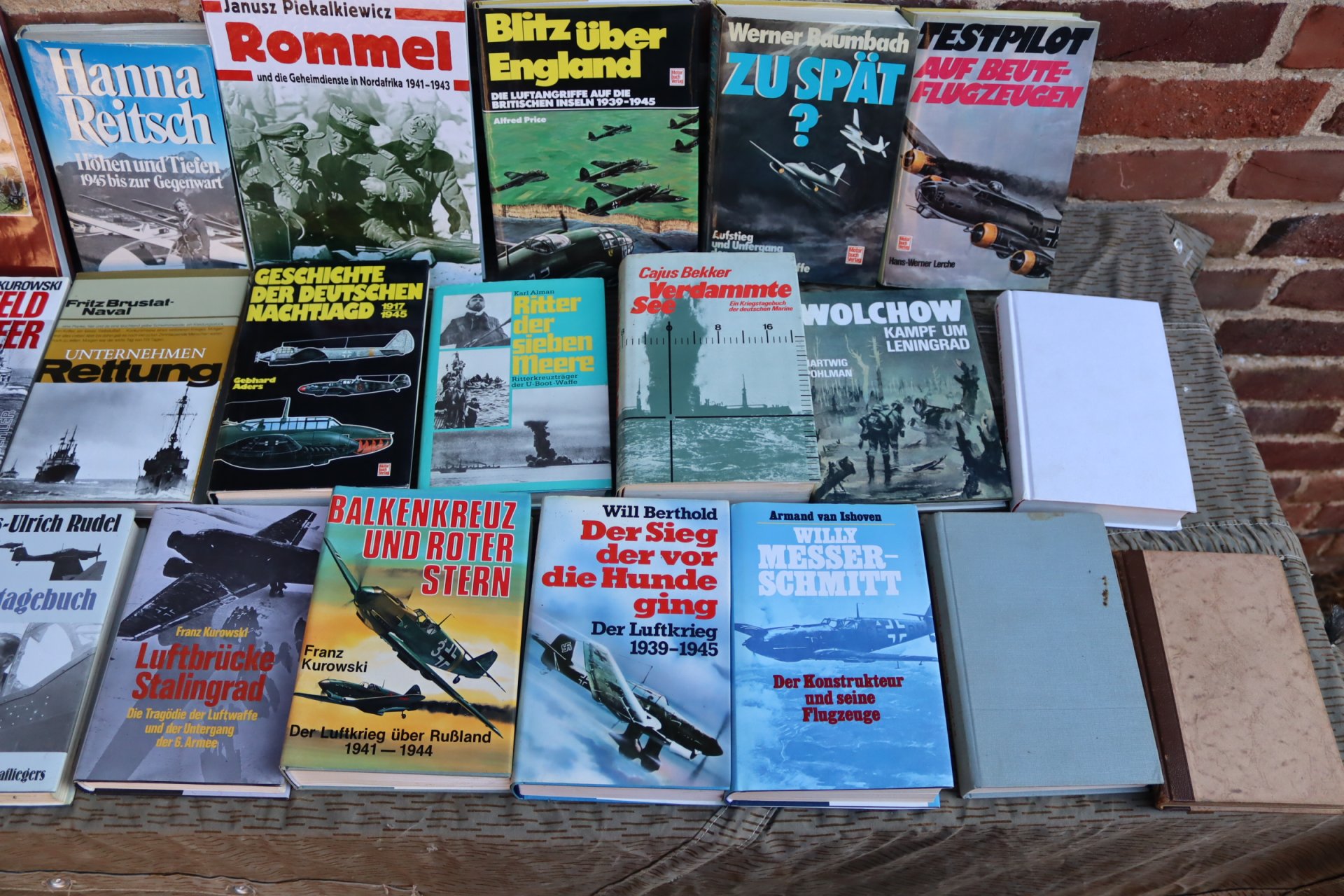 Bücher Konvolut Wehrmacht Luftwaffe 2.Weltkrieg Motorbuch 2.WK Kriegsmarine Waffenbücher – Bild 3