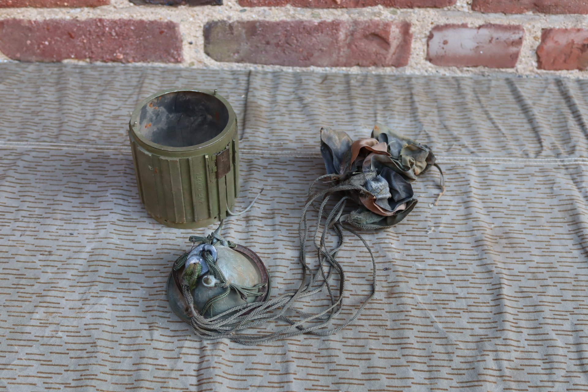 AT2 PAMI 1274A1 Landmine Anti Panzermine – Bild 1