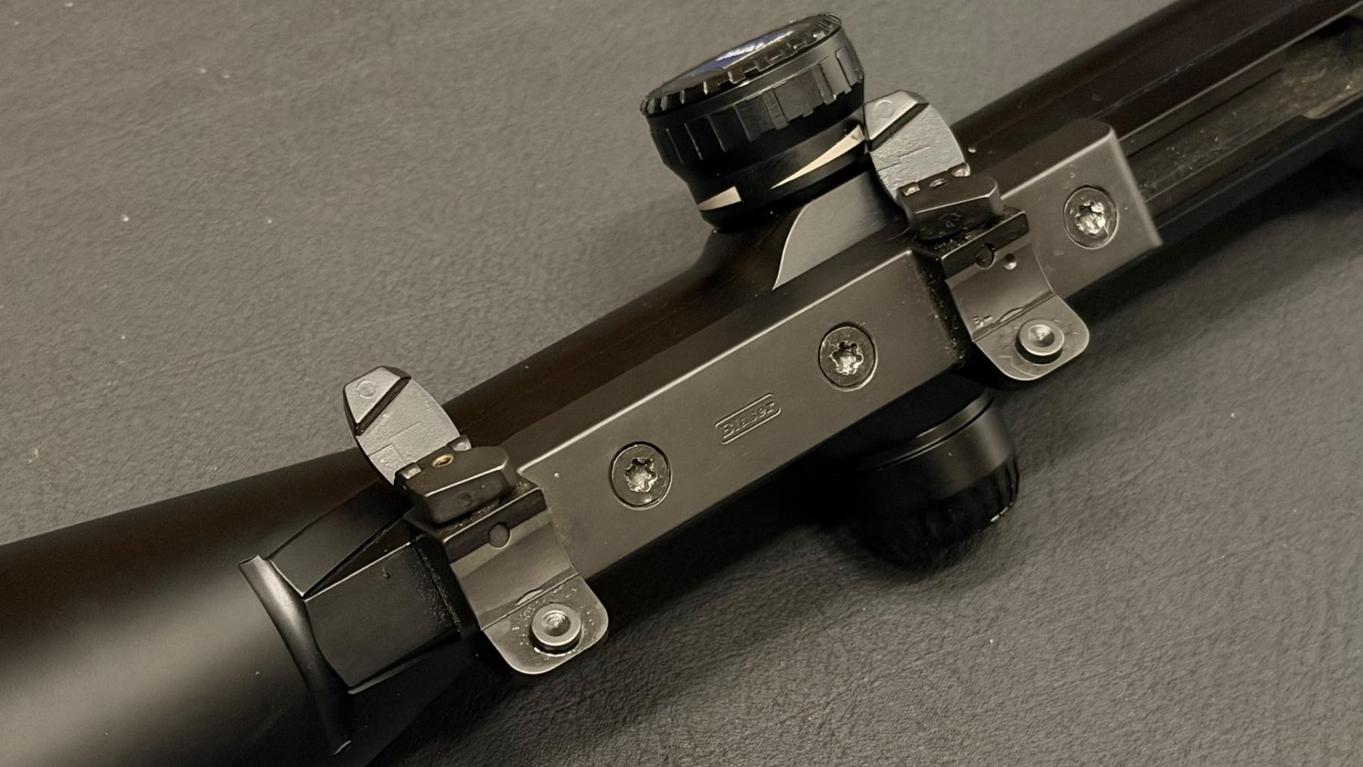 Zeiss Victory Varipoint M 3-12x56 T* | Absehen 56 | Leuchtabsehen | Schiene | Blaser Sattelmontage – Bild 5