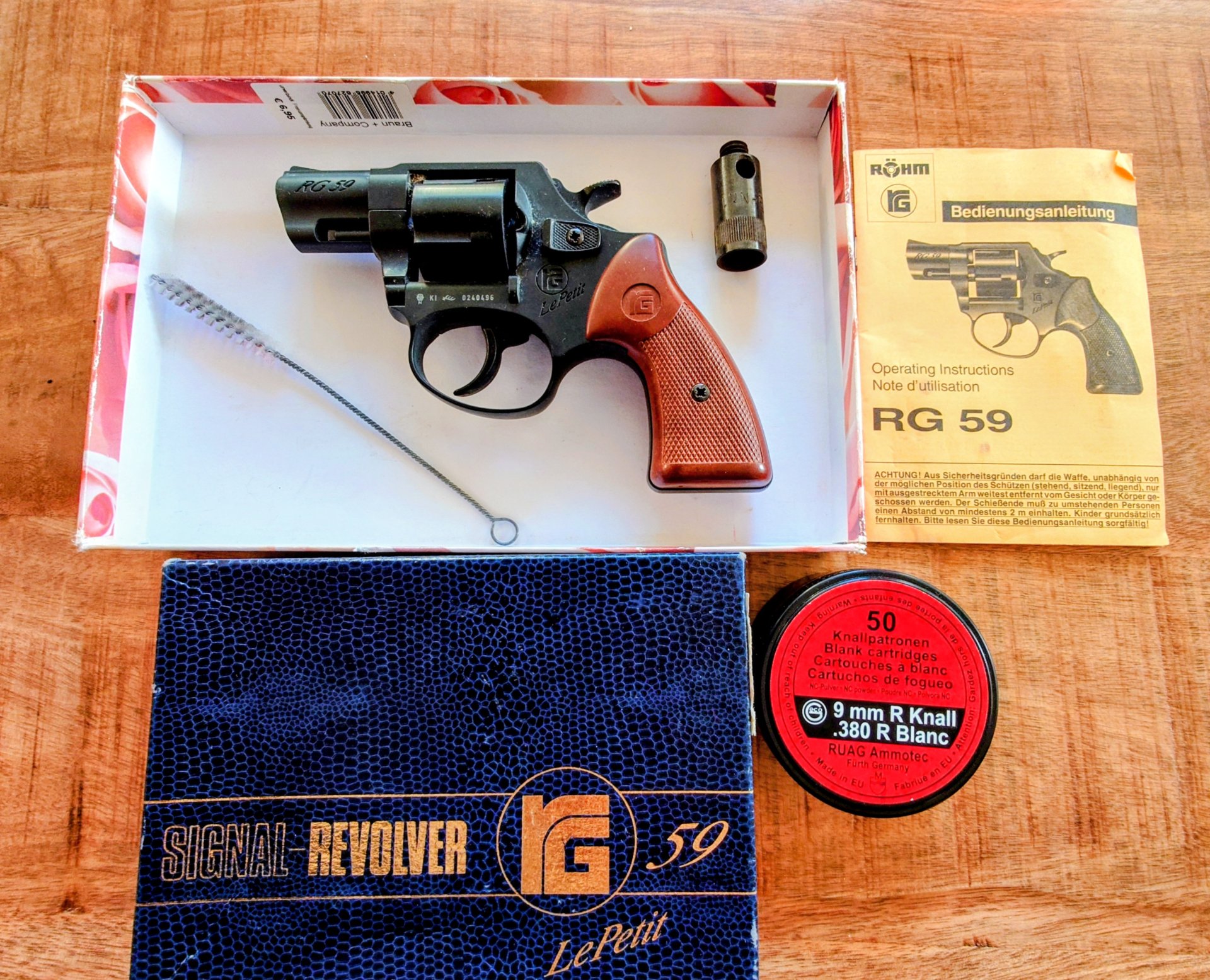 Röhm RG 59 „Le Petit“ Kal. 9mm R. Knall – Komplettset in OVP (Alte Röhm-Qualität!) – Bild 1