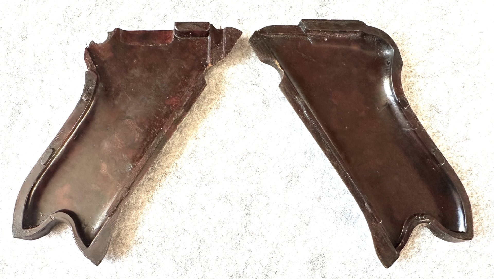 Griffschalen für P08, VoPo DDR, Neuwertig – Bild 2