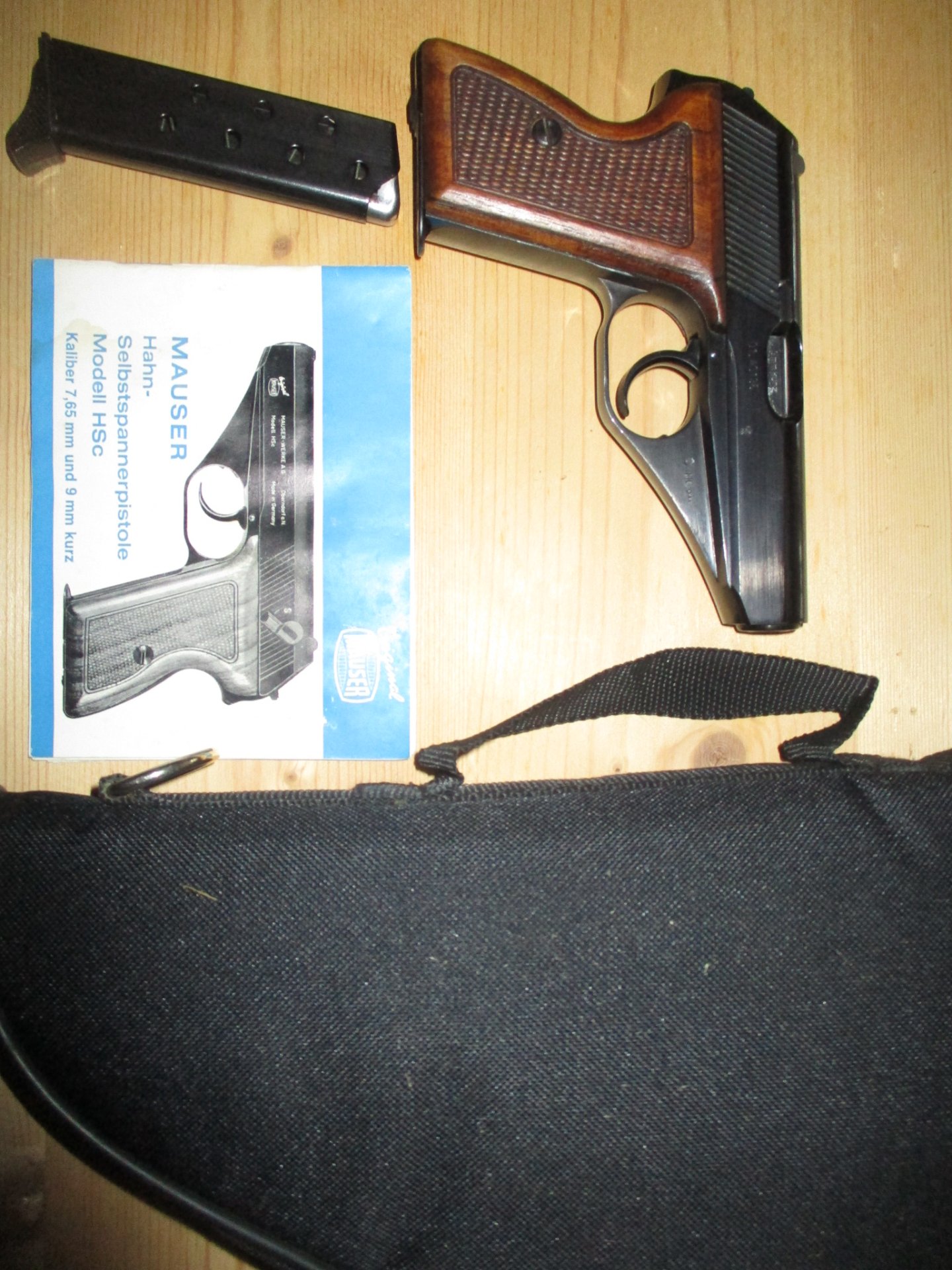 MAUSER Pistole Hsc 9mm kurz/.380 Browning + Zubehör – Bild 2