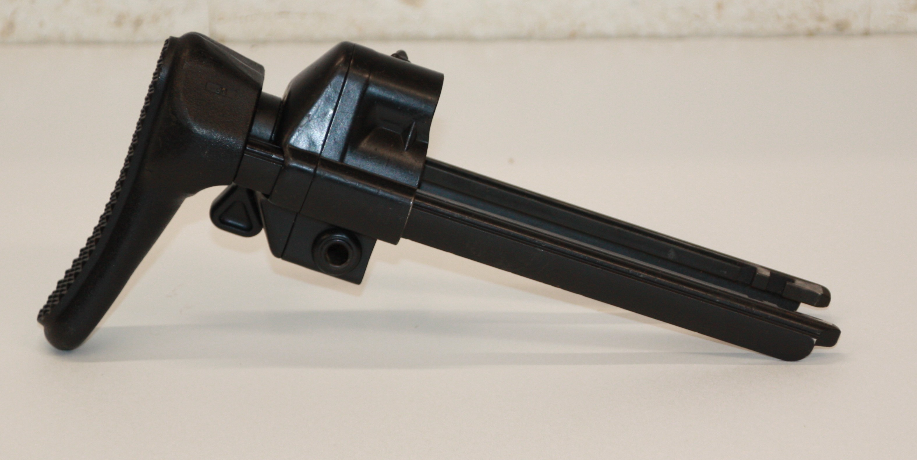 Heckler & Koch HK33 einschiebbare Schulterstütze – Bild 2
