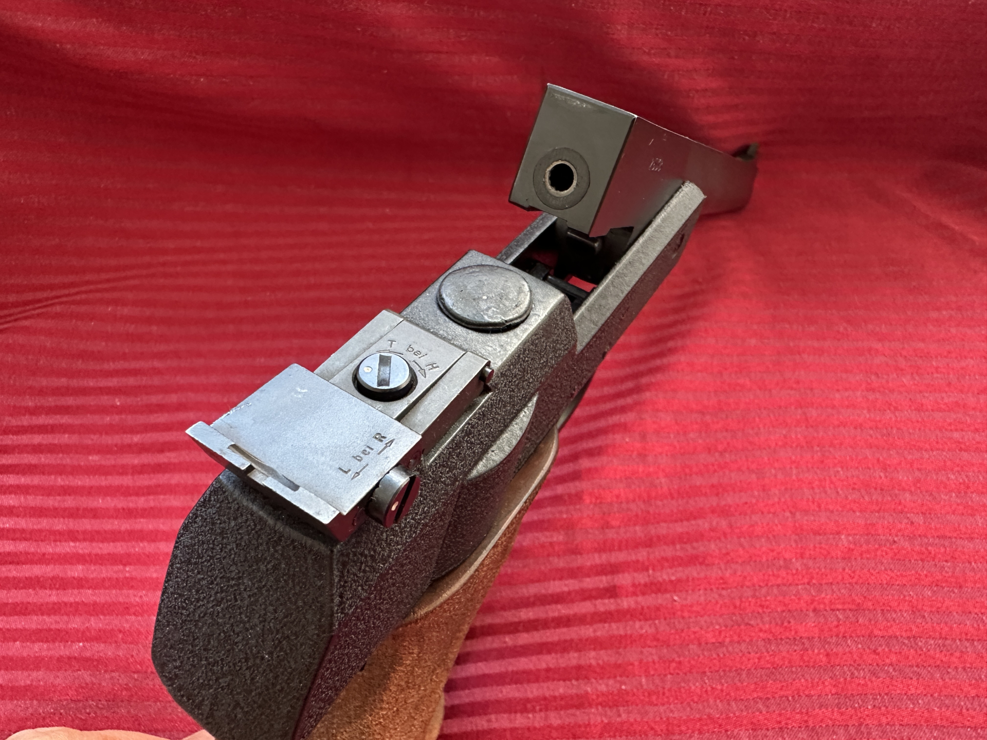 ==> Sammler Achtung !Walther LP2 -Cal.4.5mm Match-sehr gut erhalten 1A Rarität so gesucht Original ! – Bild 3