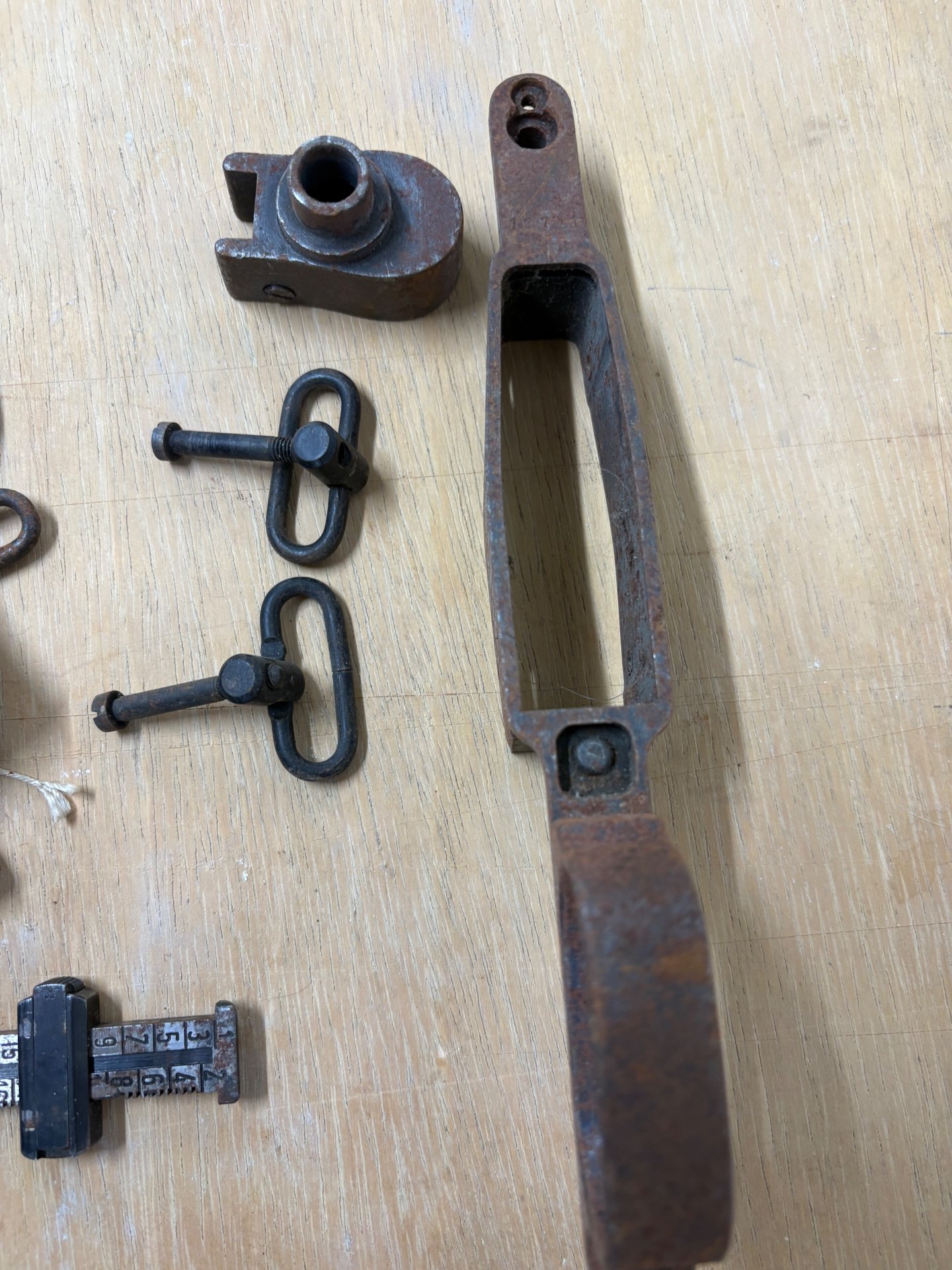 Konvolut Mauser Diopter Magazinkasten Riemenbügel mündungskappe – Bild 4