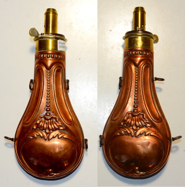 schöne Pulverflasche. Kupferguss – Bild 1