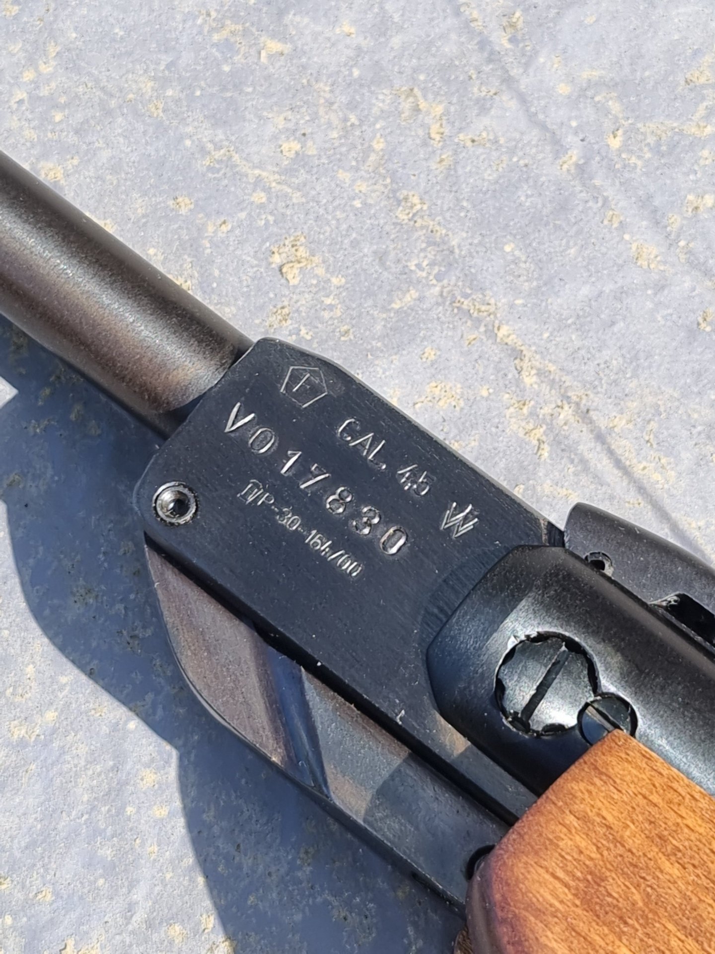 LUFTGEWEHR 77 Slavia 630 4,5 mm F Zeichen Neuwertig – Bild 4