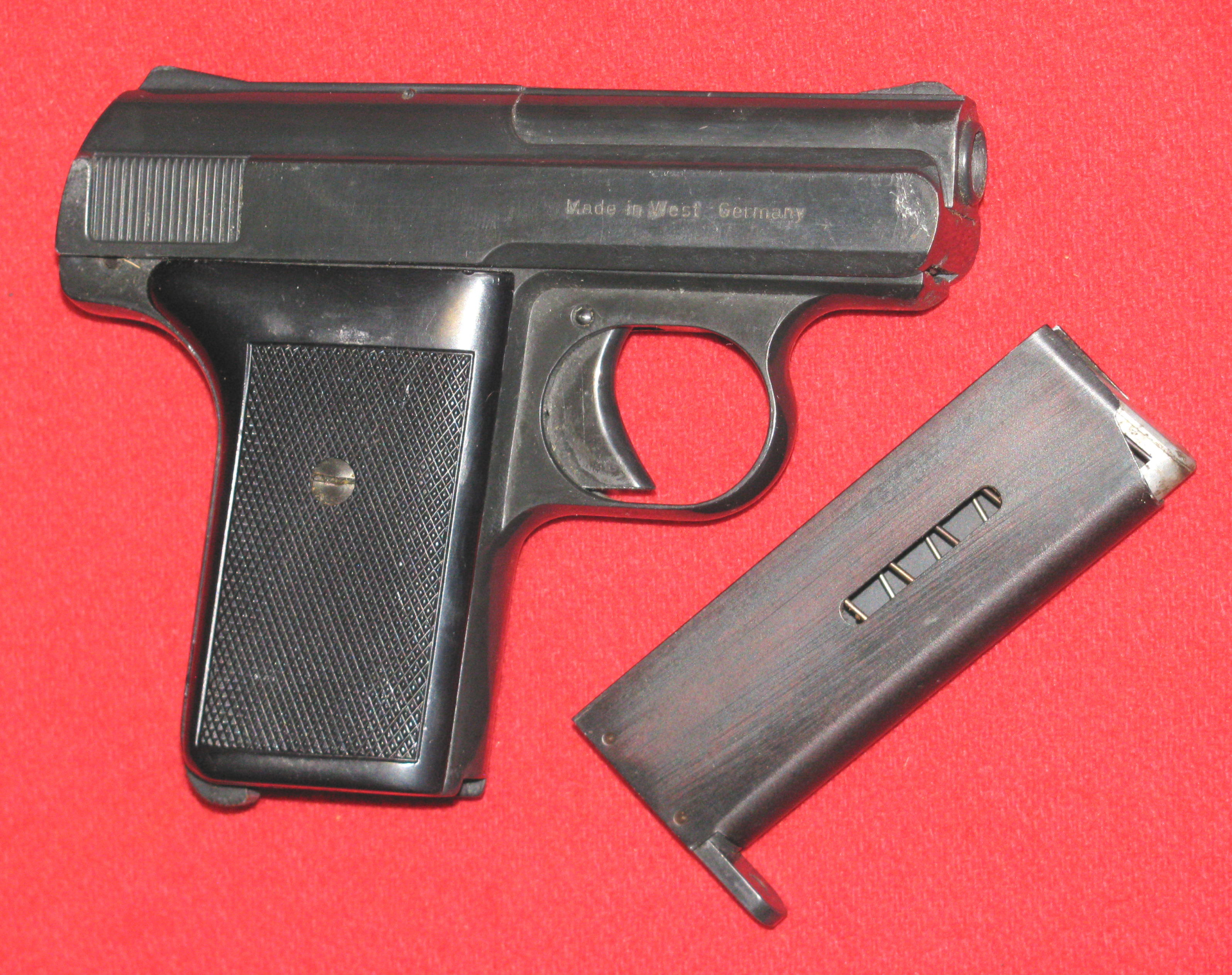 RECK Schreckschuss- Pistole, eine RECK P6 mit der PTB 48 - 69 A in Kal. 8mm – Bild 3