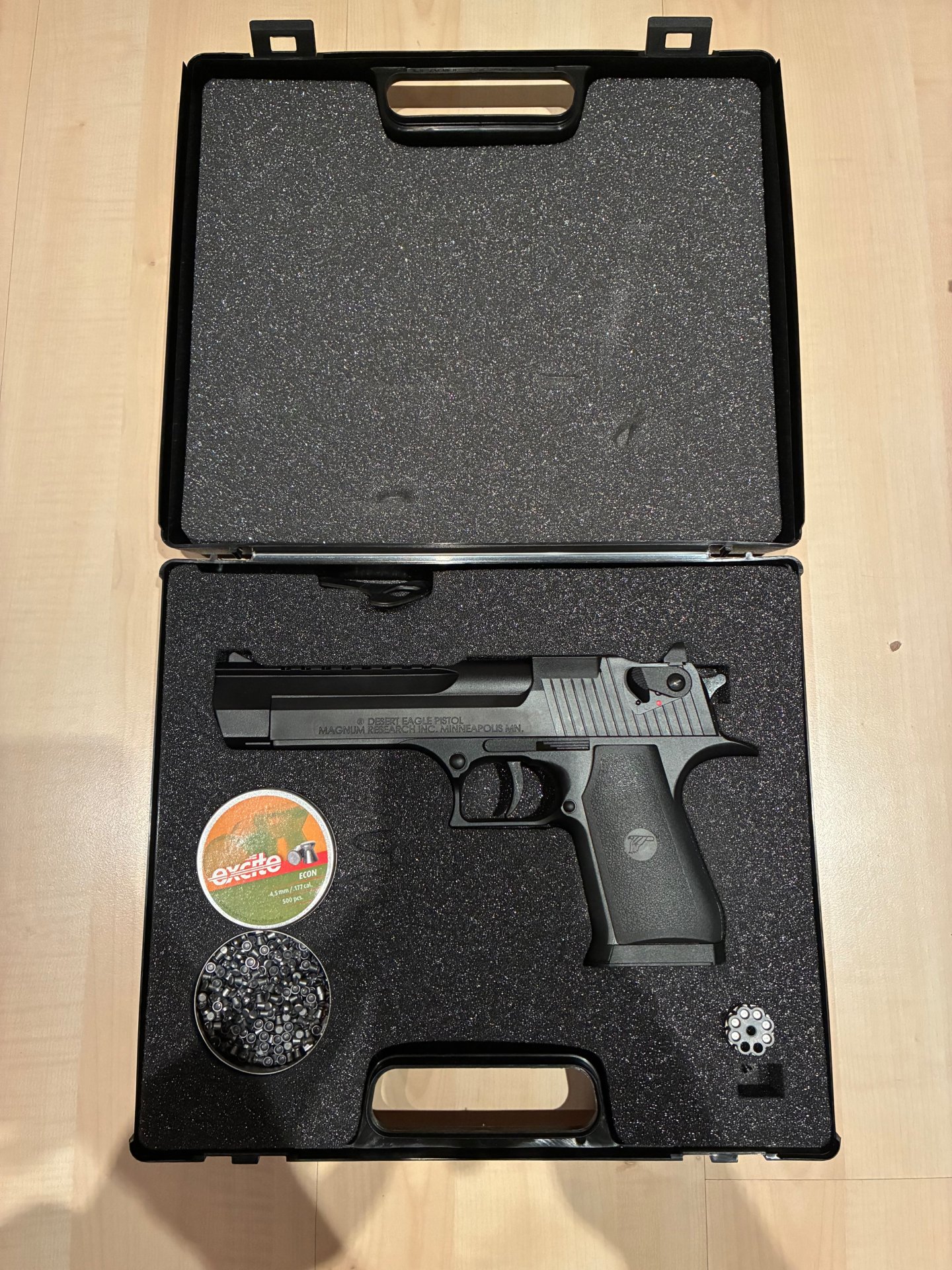 Umarex Desert Eagle (schwarz) – Bild 1