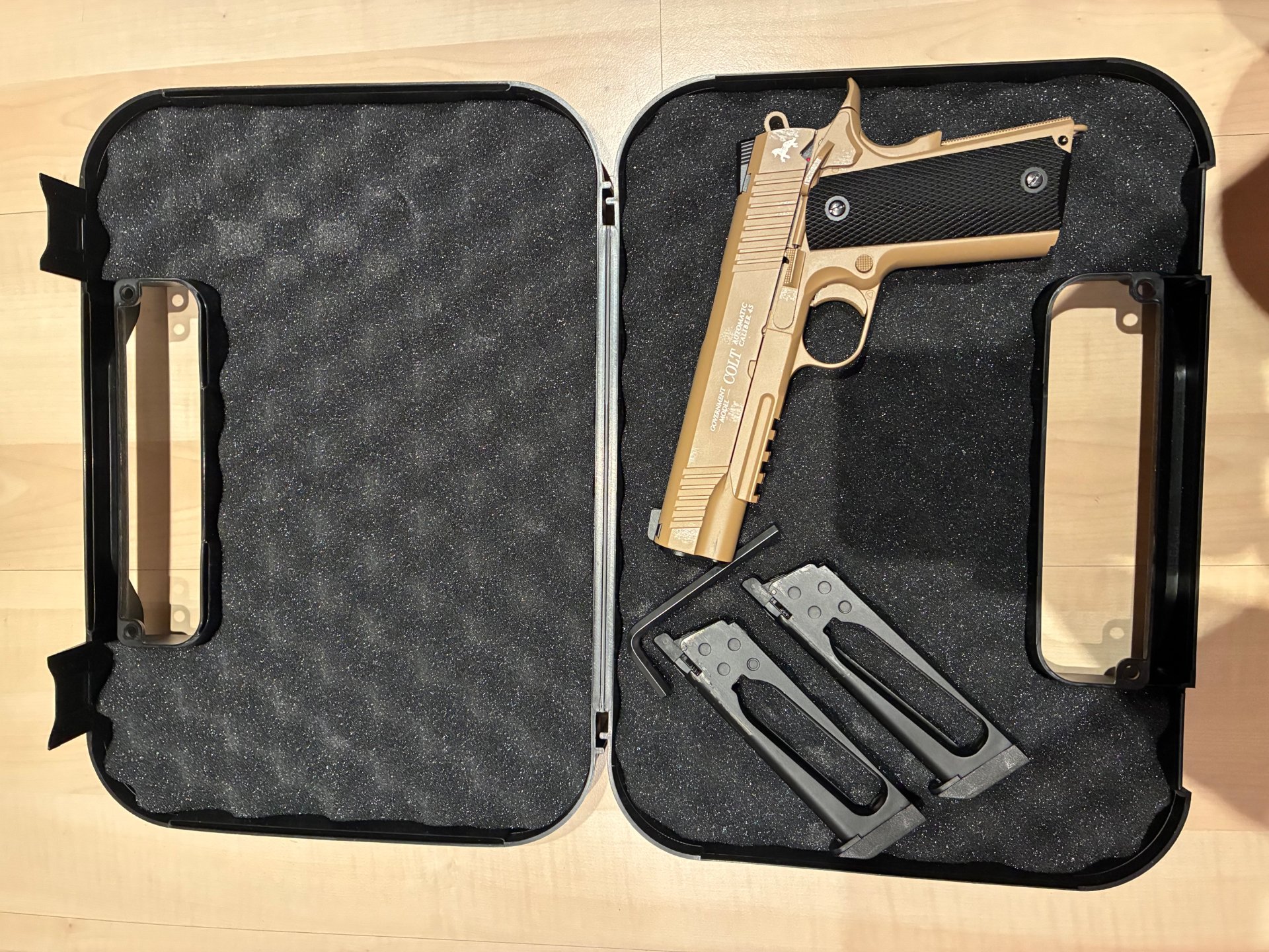 Umarex Colt Government 1911 Rail Gun (Tan/FDE) – Bild 1
