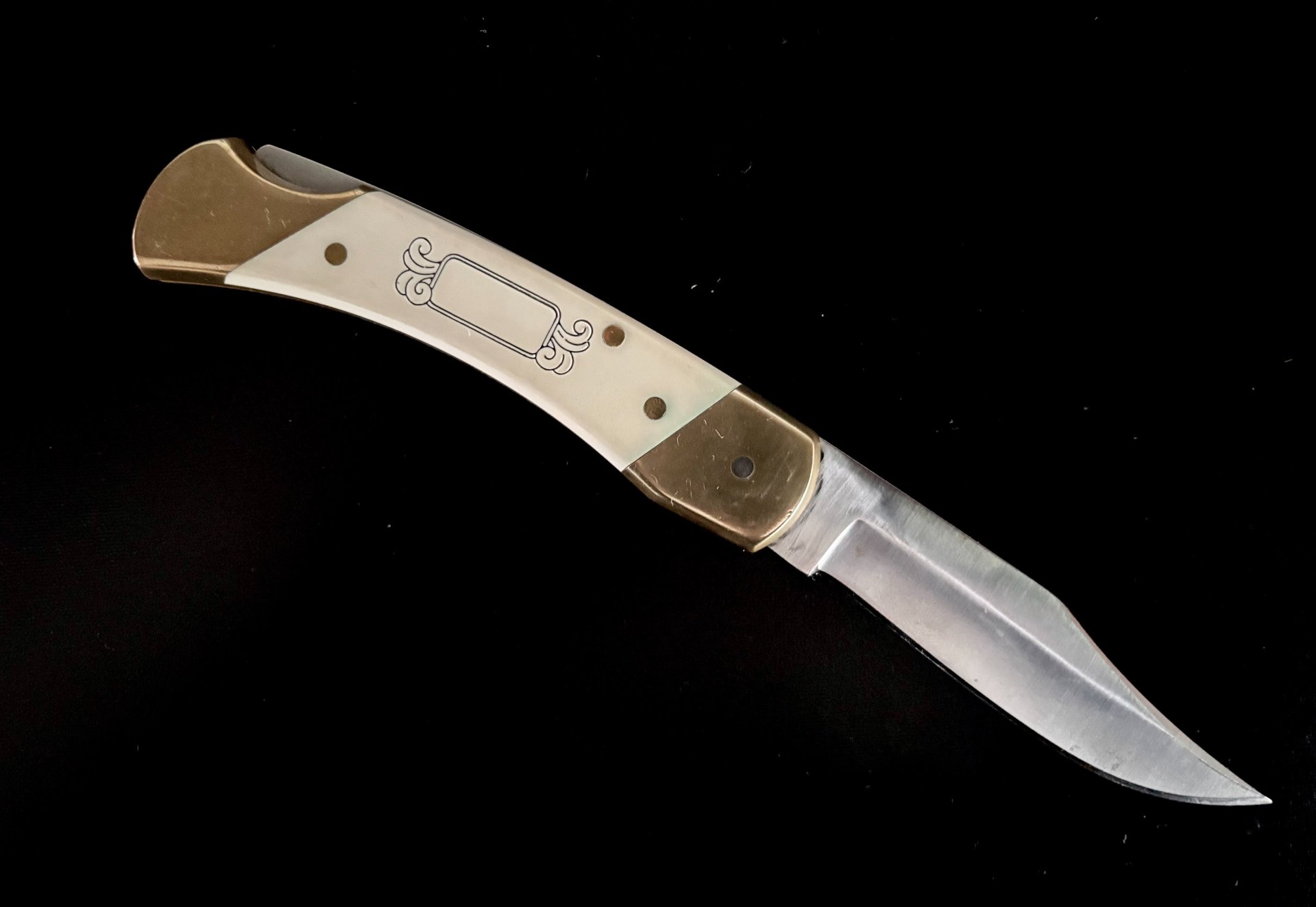 SCHRADE USA Folding Hunter Scrimshaw von 1988 neuwertig – Bild 3