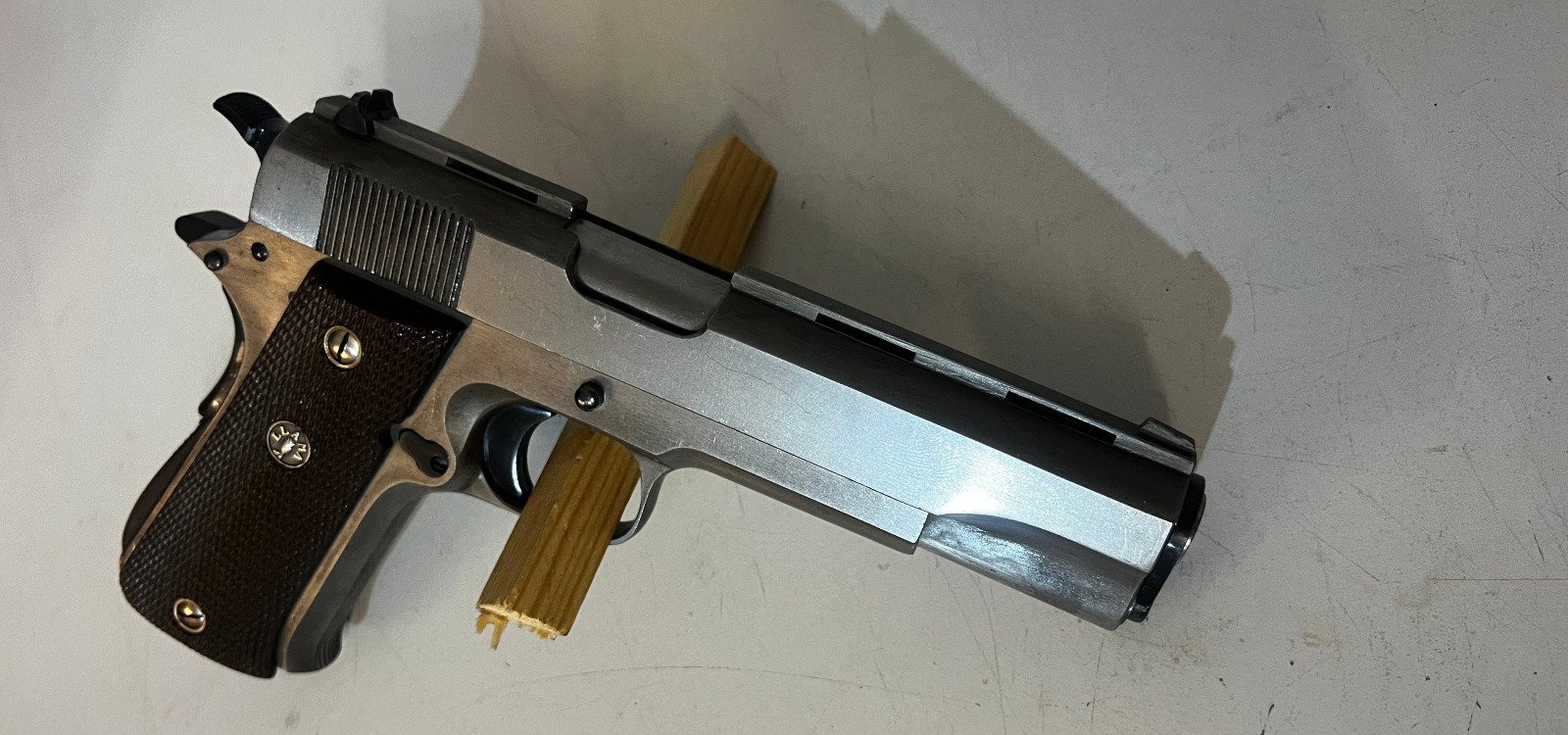LLAMA CAL.45 mit Wechsellauf Colt 9mm – Bild 2