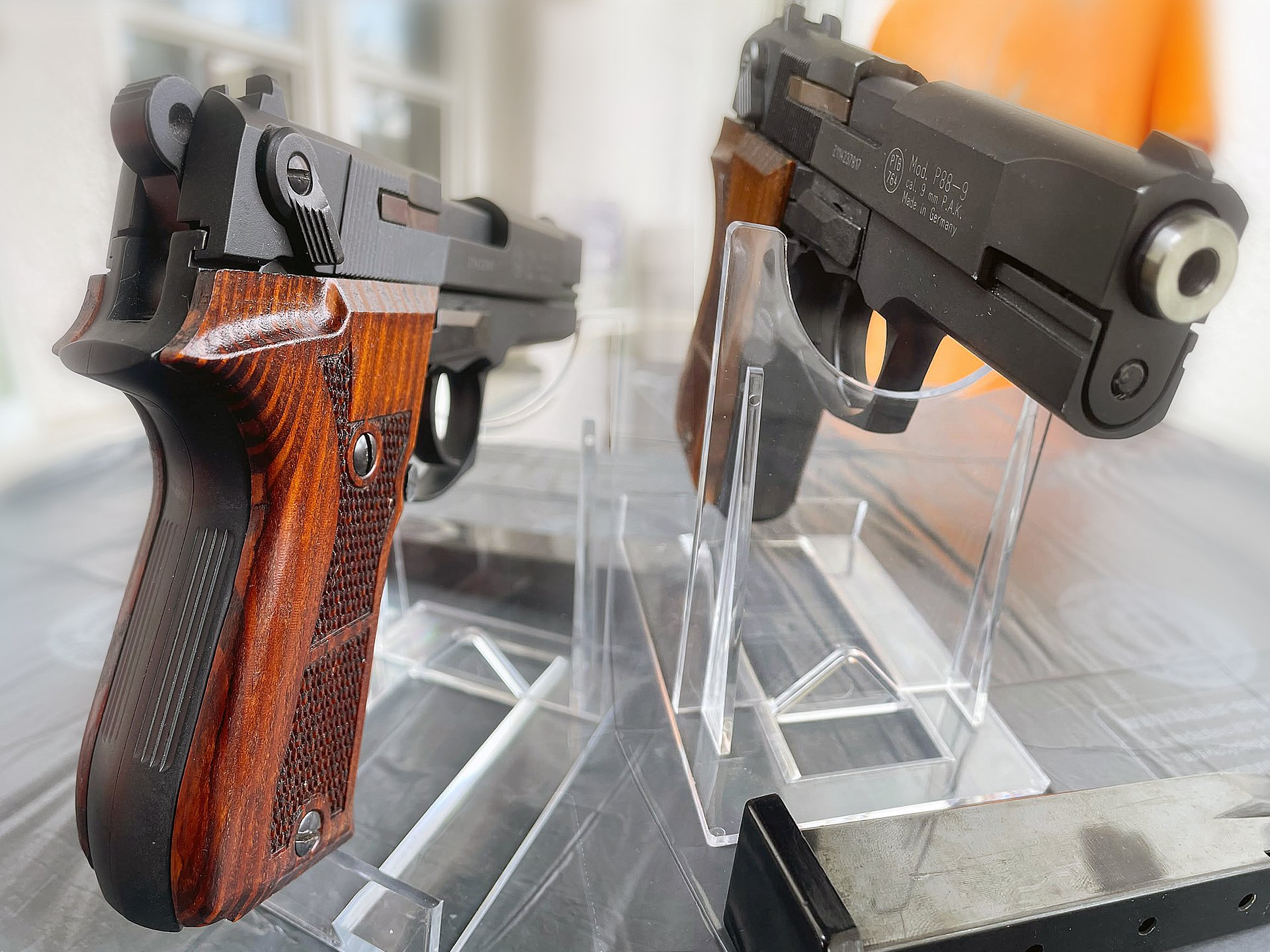 Walther P88 Pistole Kal. 9mm P.A.K. brüniert mit Edelholz-Griffschalen – Bild 4