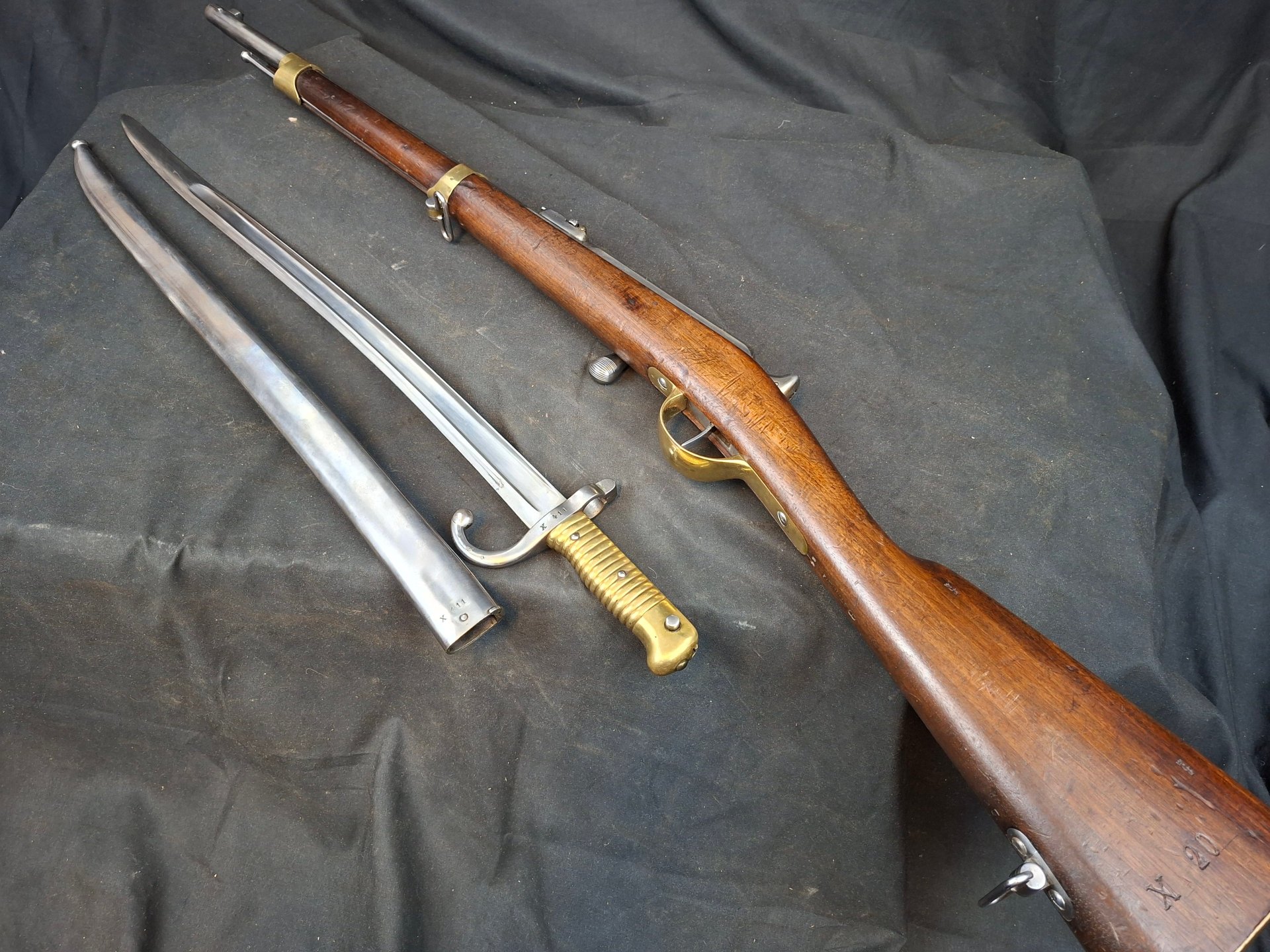 Artillerie Chassepot Mle 1866 Zündnadelgewehr nummerngleich außer Ladestock mit passendem Bajonett – Bild 1
