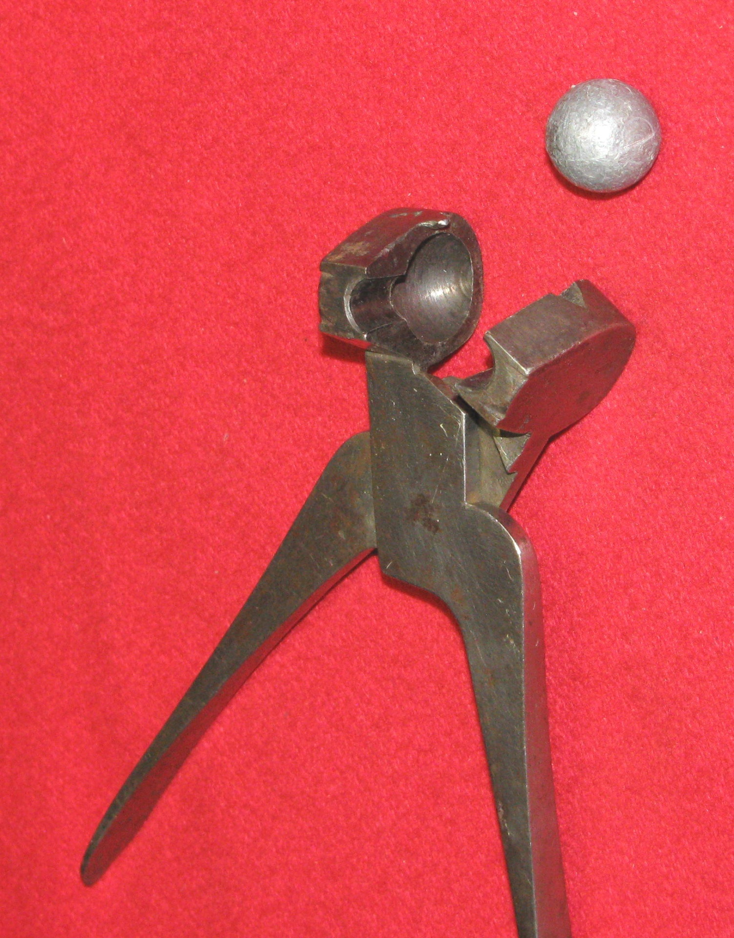 Alte Stahl Kugel - Zange für Blei - Murmeln mit ca. 16mm Durchmesser – Bild 3