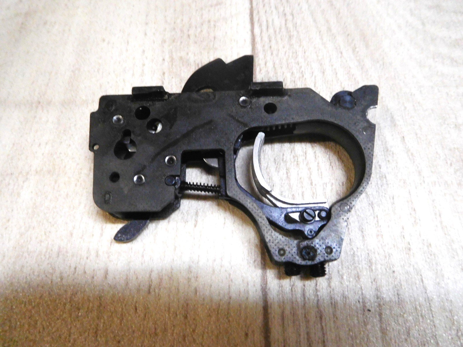 Abzugsgruppe für Walther GSP – Bild 2