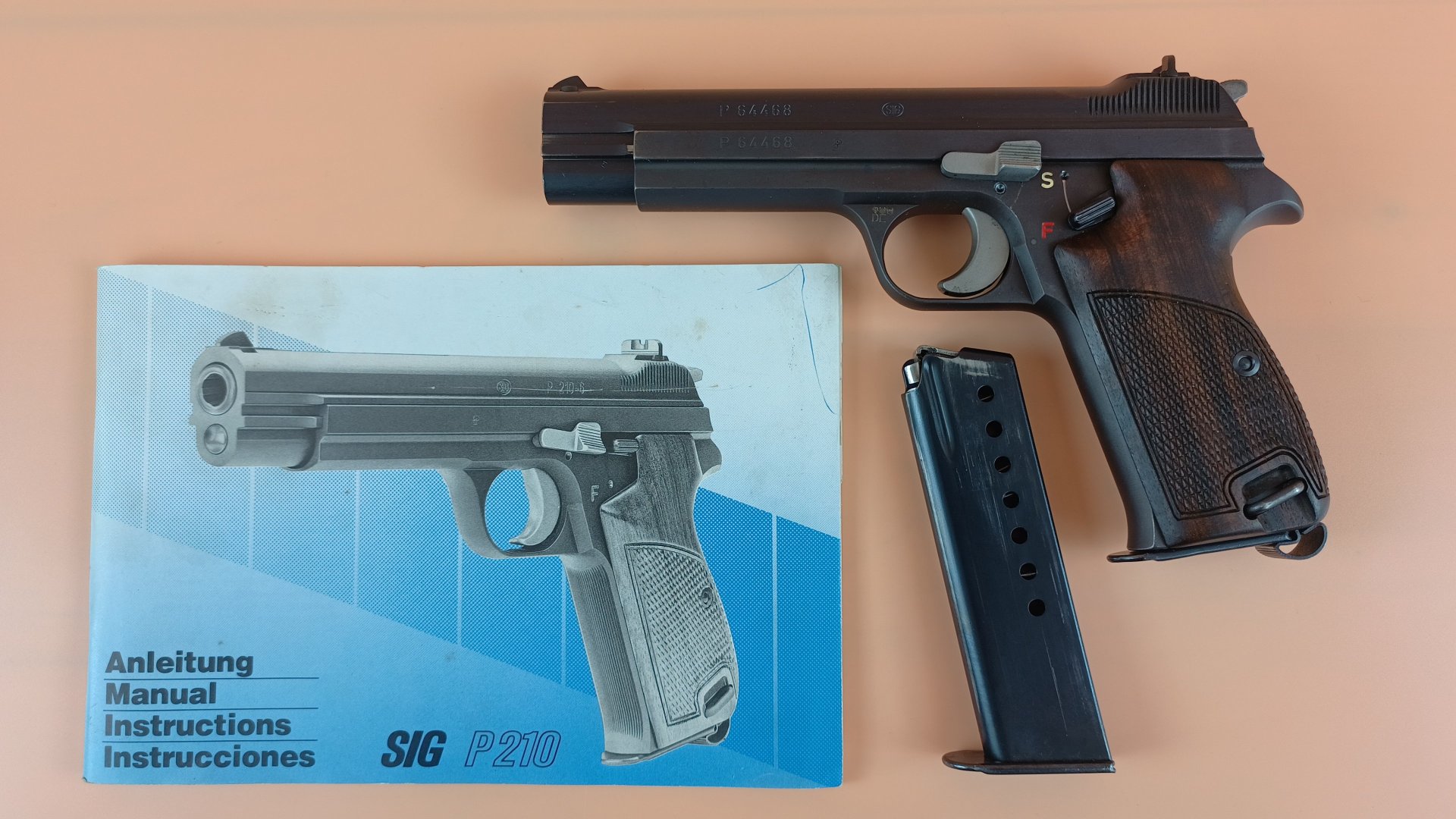 SIG P210-2, P 210-2, Kal. 9mmLuger *Top-Set mit Wechselsystem Kal. .22lr* – Bild 1