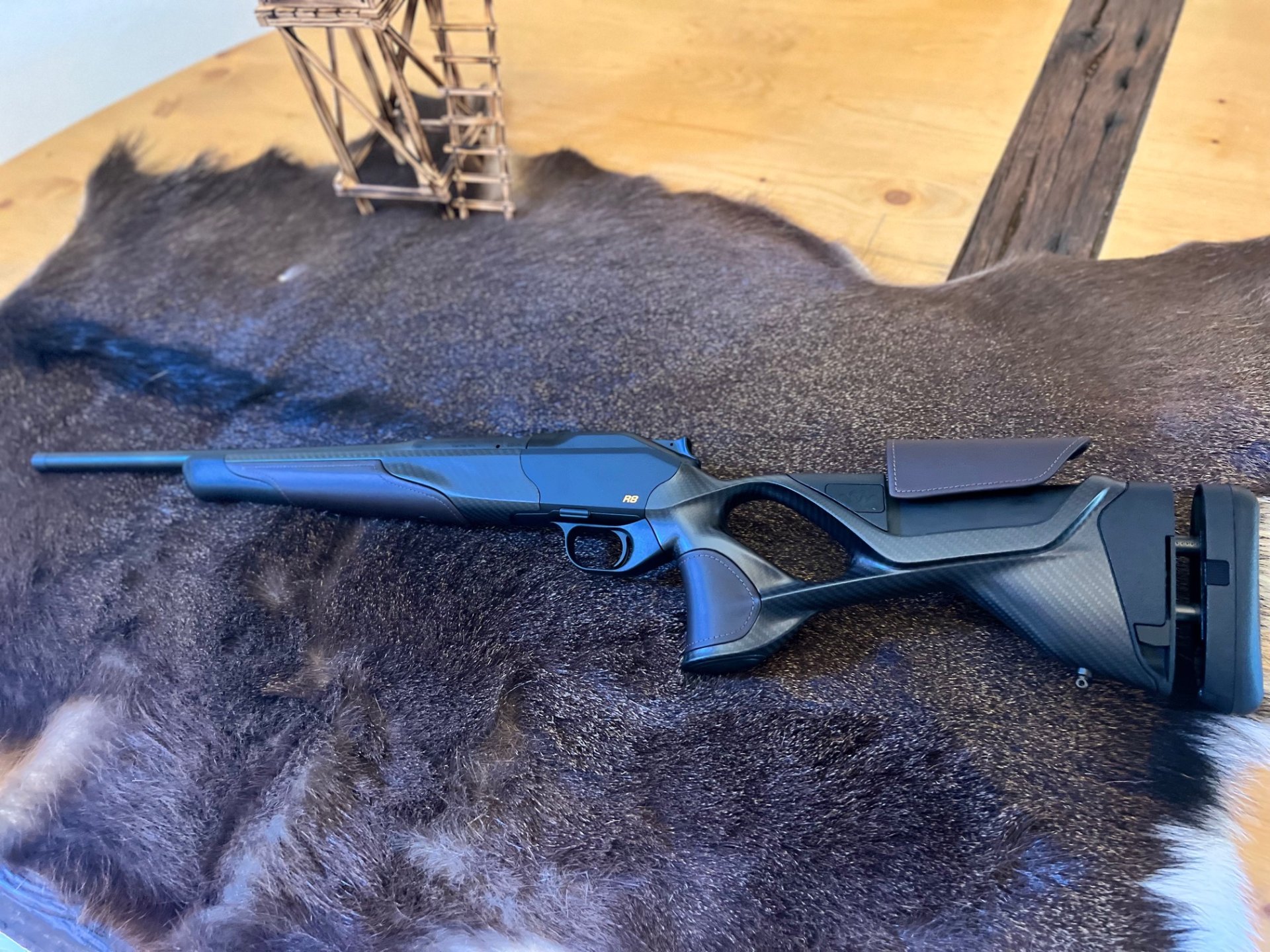Blaser R8 Ultimate Carbon Leder, Kal.308,30-06,8x57IS, 8,5x55 Neu u.sofort lieferb.v.Willenbach GmbH – Bild 1