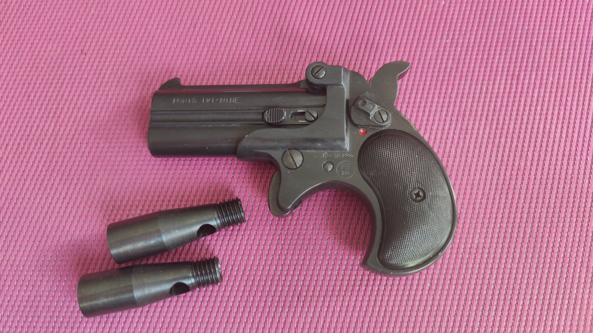 Derringer Noris Twi-Nine Kal. 9mm R Knall, 1. Generation – Bild 2
