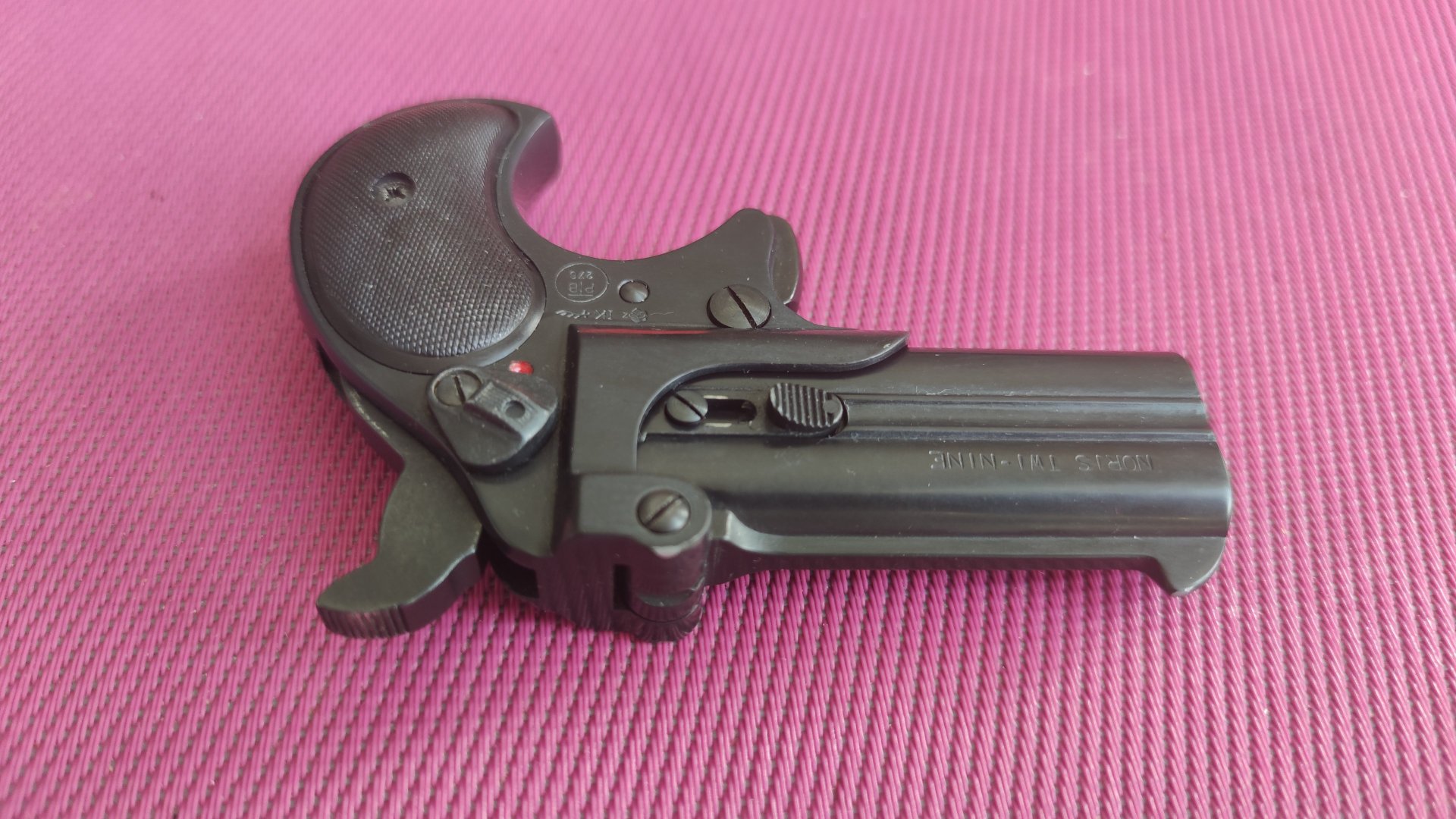 Derringer Noris Twi-Nine Kal. 9mm R Knall, 1. Generation – Bild 3