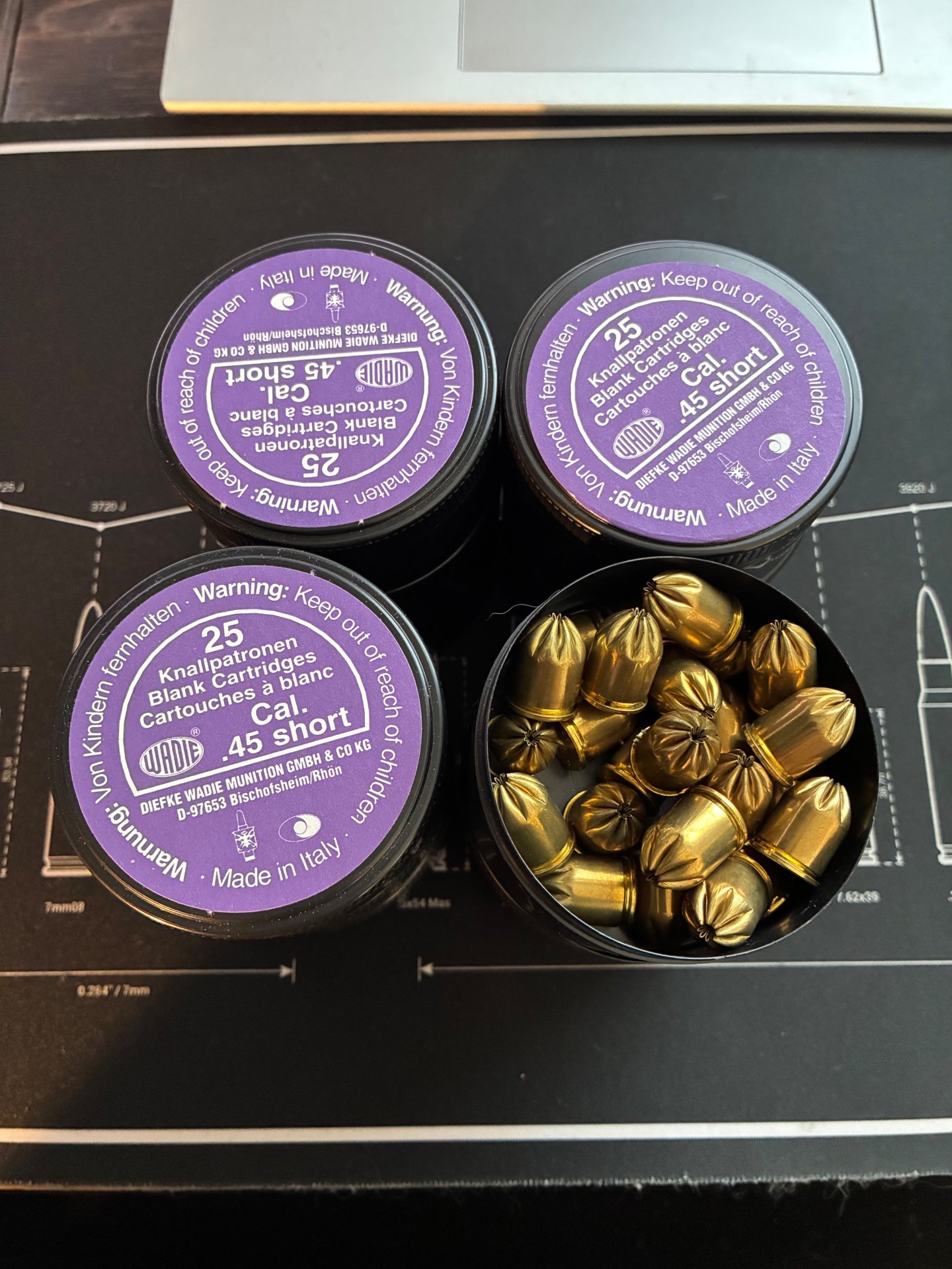 Wadie Knallpatronen Cal. .45 Short 300 Stück – Bild 1