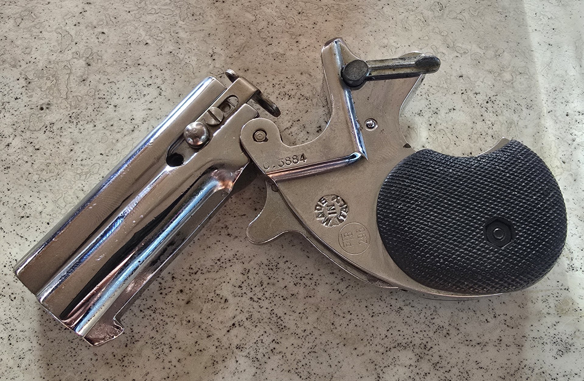 UMAREX / Doppel Derringer / 6mm Flobert / SSW-Platzpatronen / PTB 296 – Bild 5