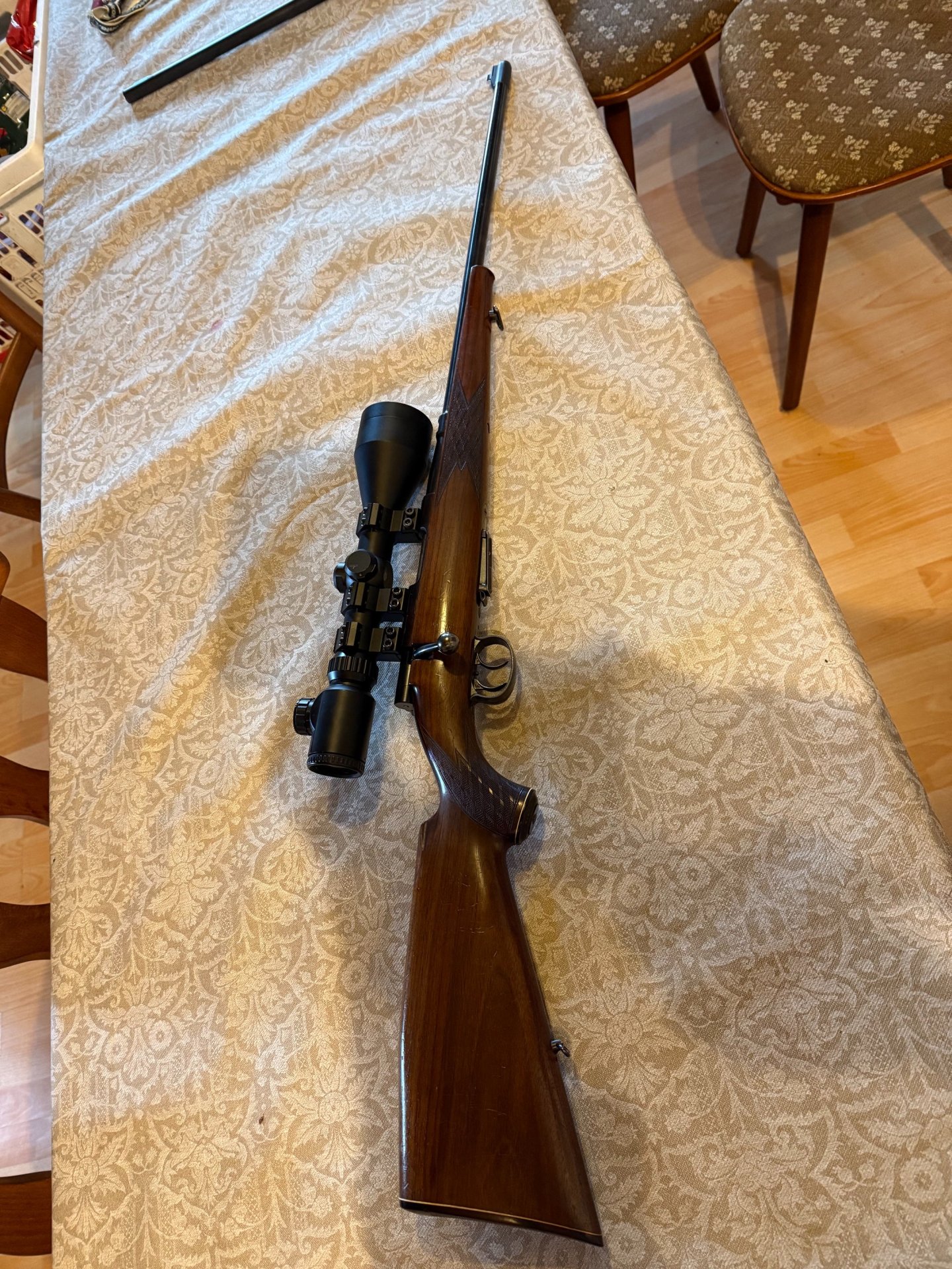 .22 Hornet Anschütz mit ZF3-12x56 LA – Bild 1