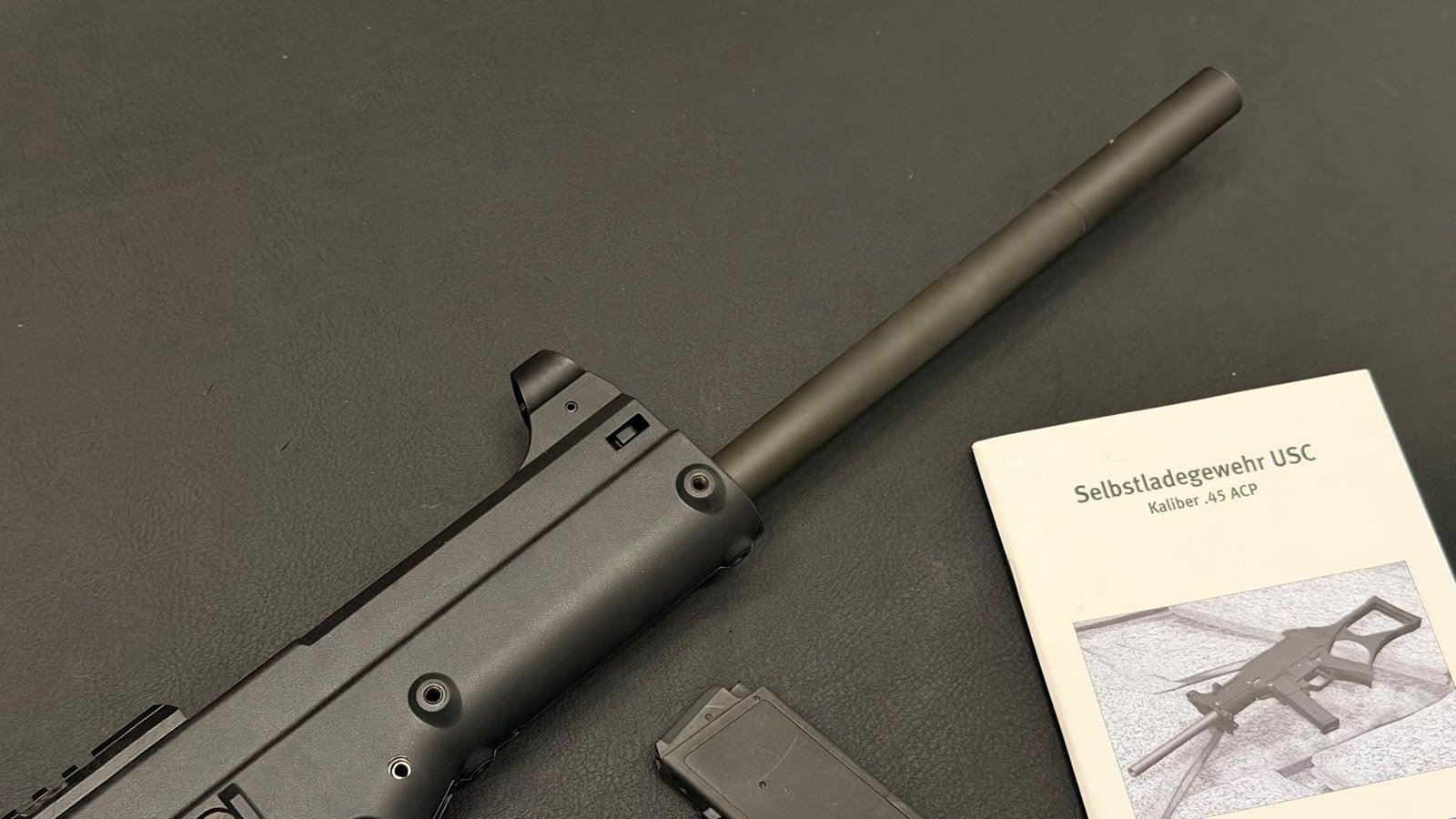 Heckler & Koch USC .45 ACP | Selbstladebüchse | 40,6 cm Lauf | Picatinny | 3 Magazine | BDS | BDMP – Bild 2