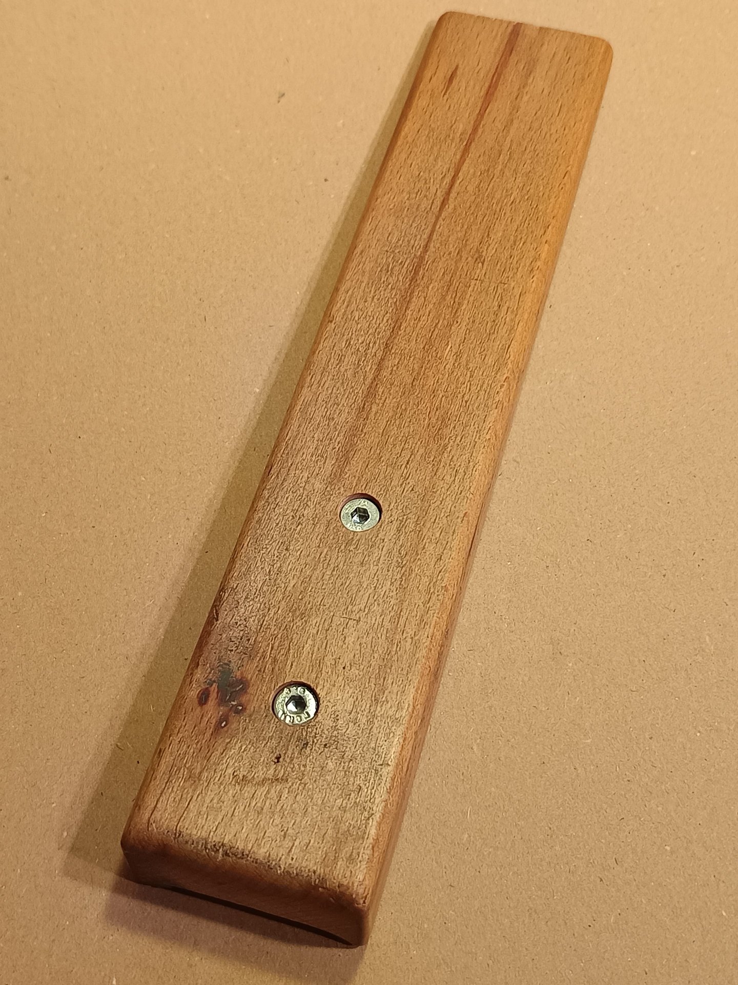Auflagekeil aus Holz für schrägen Vorderschaft. – Bild 2