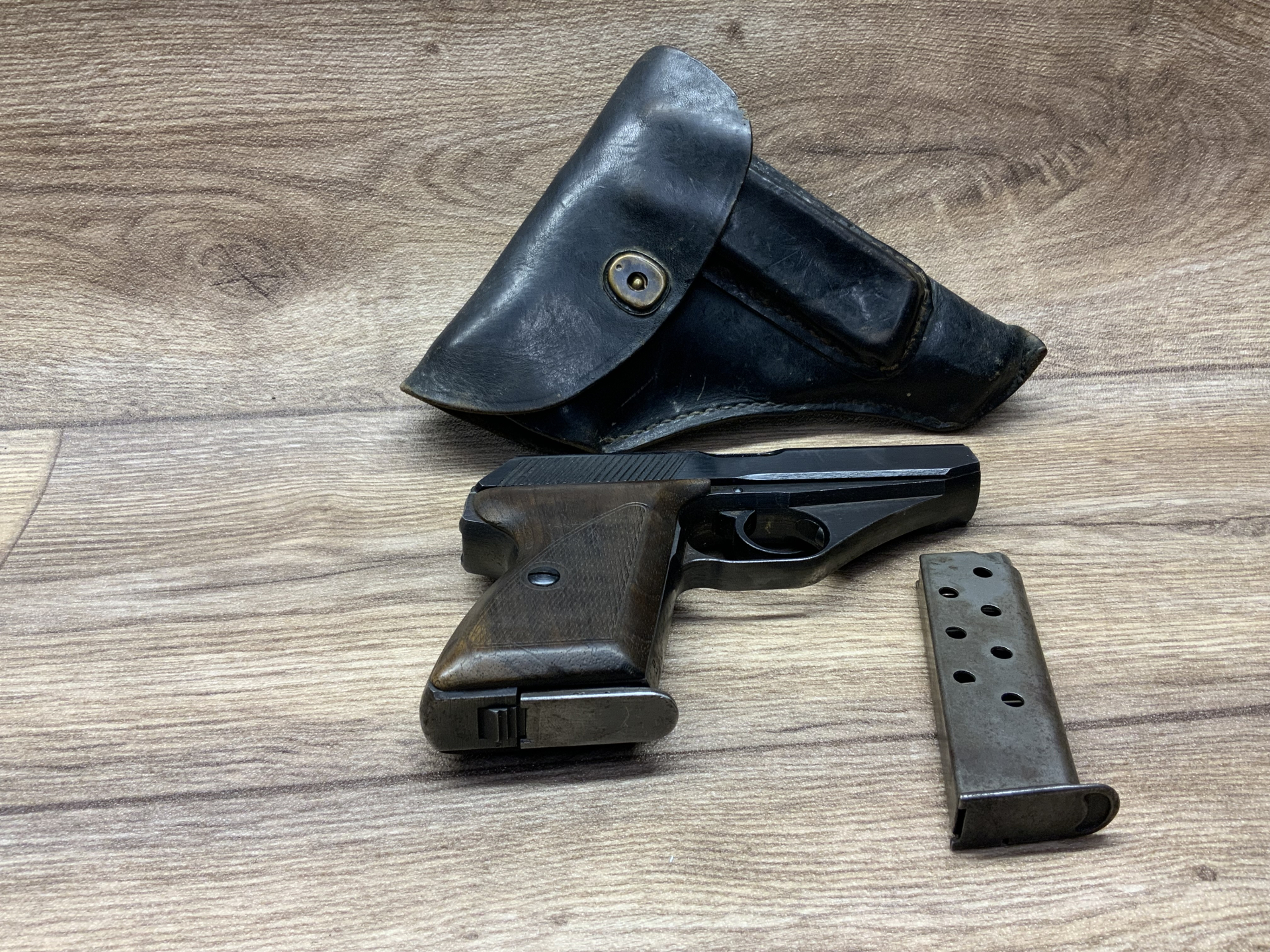 Pistole Mauser HSC inkl. Holster und Magazin – Bild 1