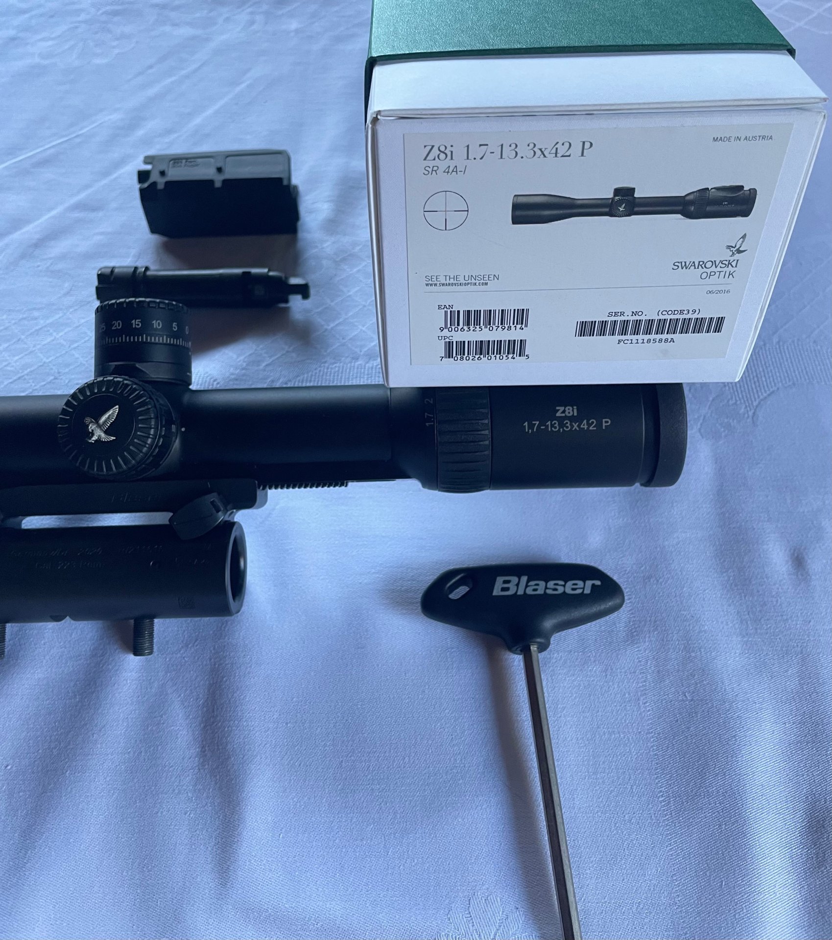 Blaser R8 Wechsellauf .223 Rem. Swarovski Z8i 1.7-13.3x42 P SR 4A-I Blaser Sattelmontage – Bild 3
