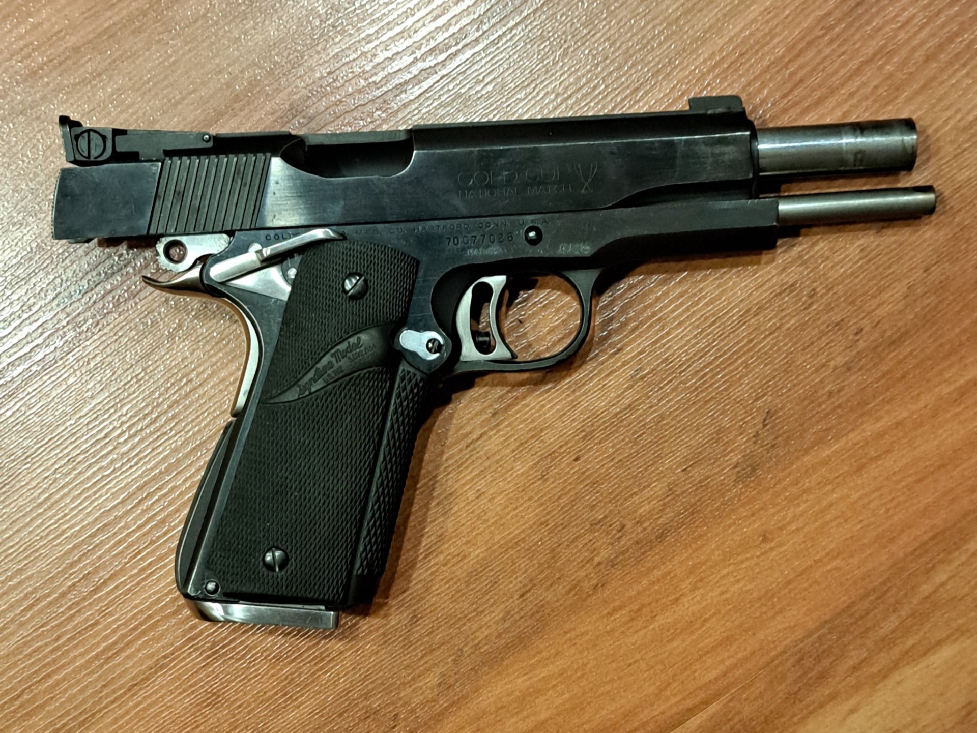 COLT MK IV Series 70 Gold Cup National Match Kal. 45 Auto – Bild 6
