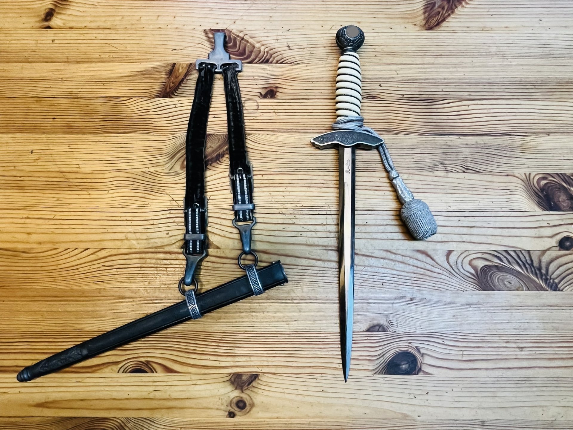 sehr schöner Wehrmacht Luftwaffen Fallschirmjäger Offz. Dolch Alcoso Gehänge & Portepee – Bild 2