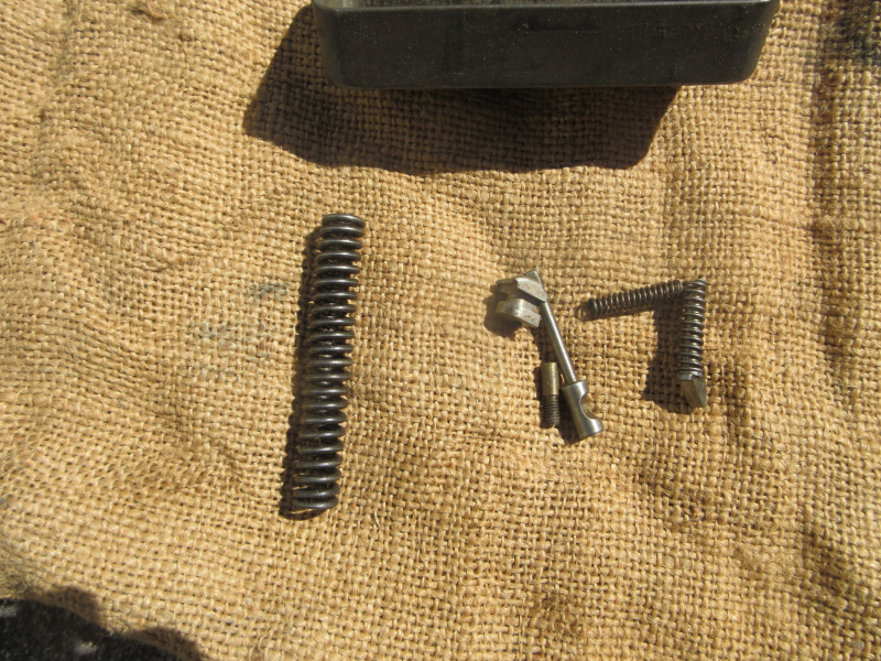 Original WWII British Army Bren MG Rifle Spare Parts Box Set – Bild 2