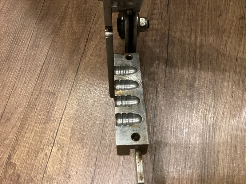 4 - fach 10mm Auto GIEßZANGE / Kokille Dia.404 - 180gr SWC von Klaus Wich mit Griffen – Bild 2
