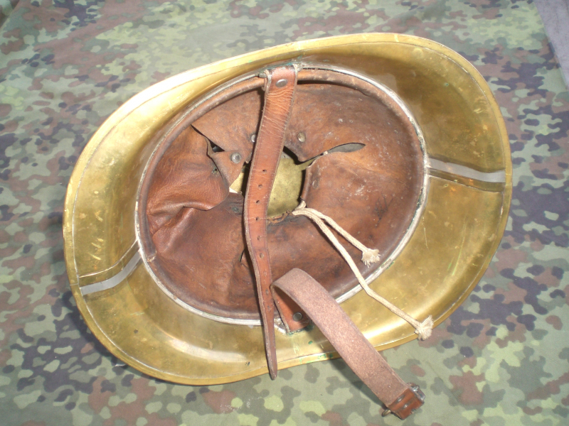 Messingfeuerwehrhelm um 1890 – Bild 2